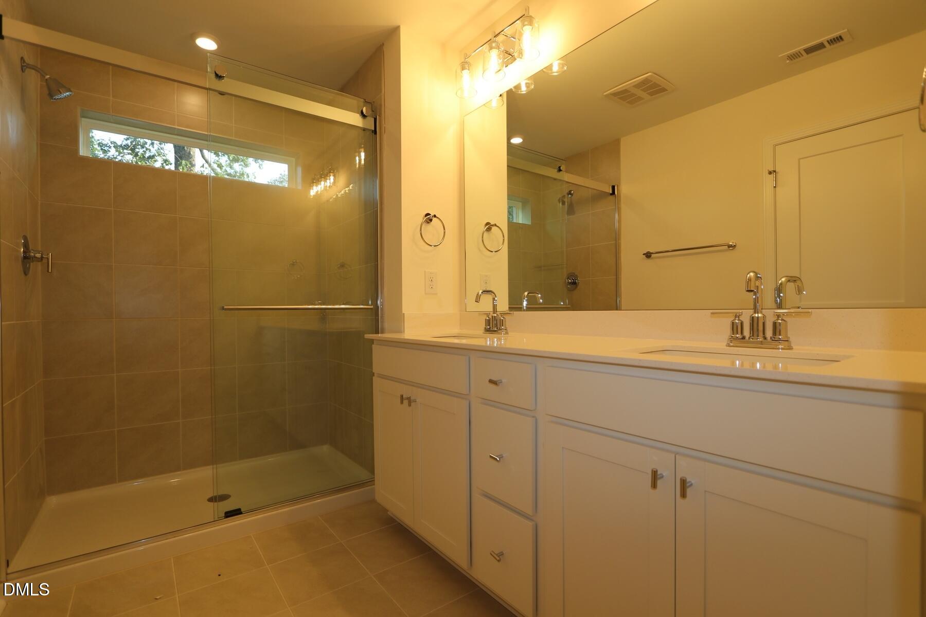 5108 Silver Brook Road Property Photo 8