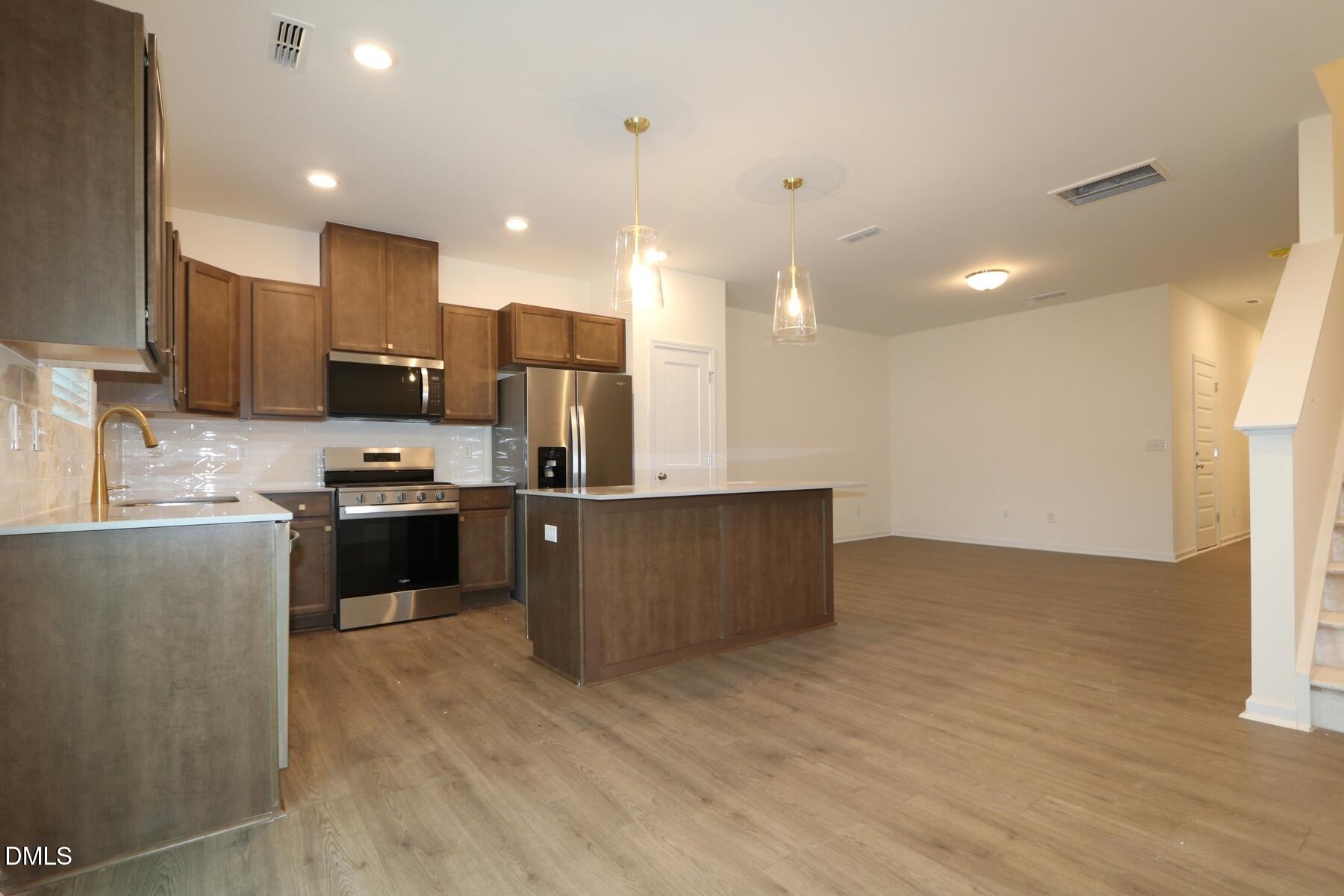 5026 Silver Brook Road Property Photo 6
