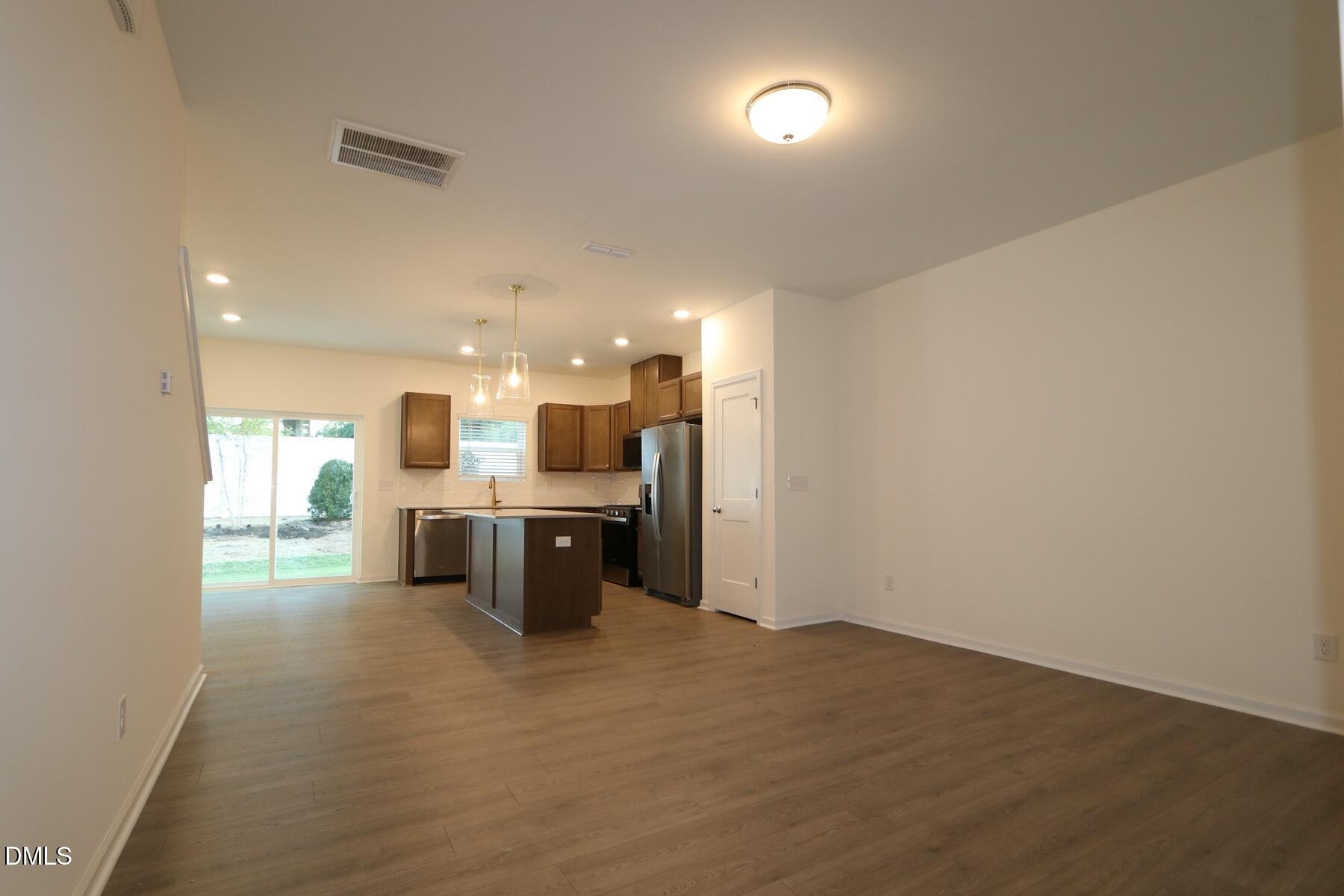 5026 Silver Brook Road Property Photo 8