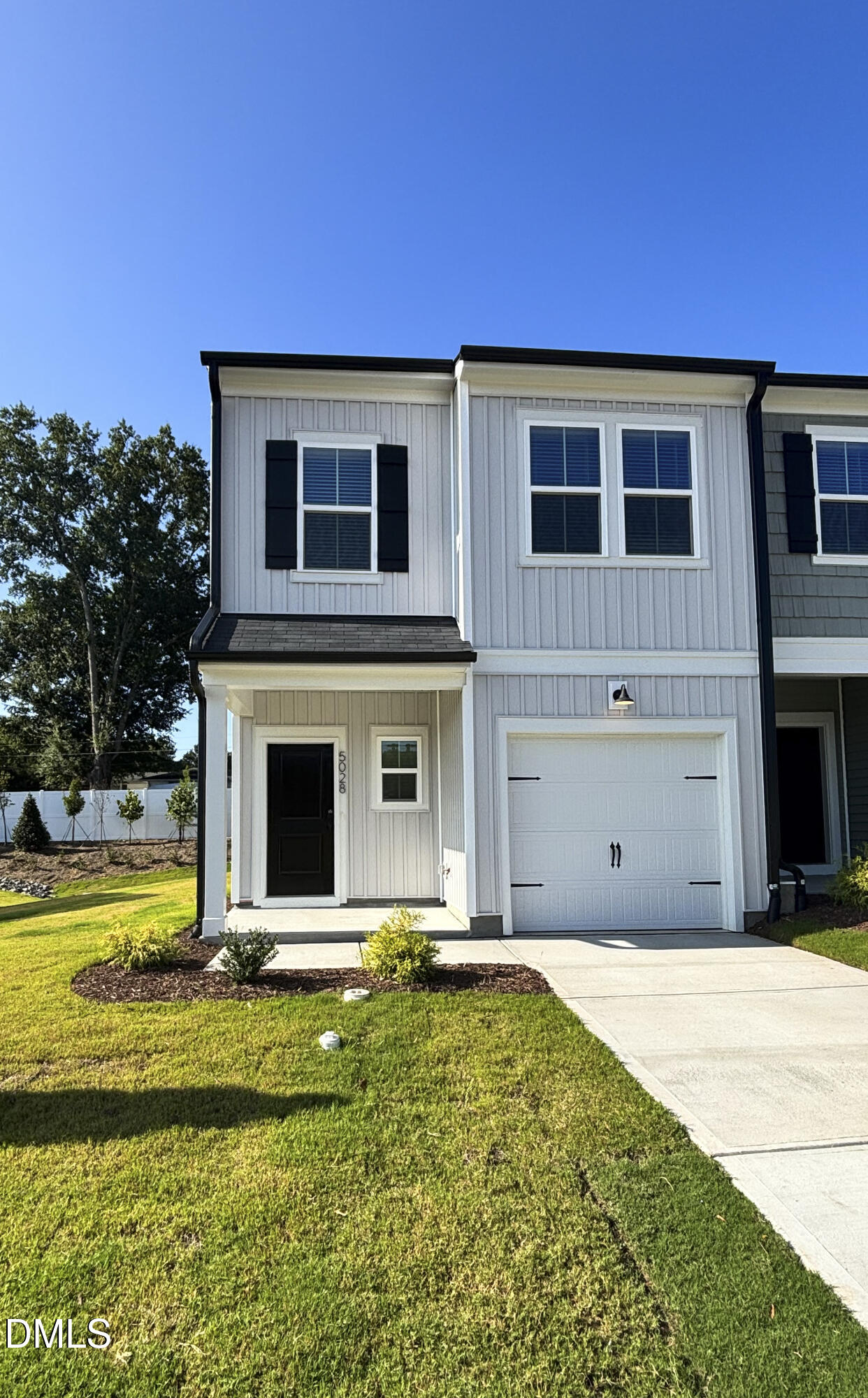 5028 Silver Brook Road Property Photo 1