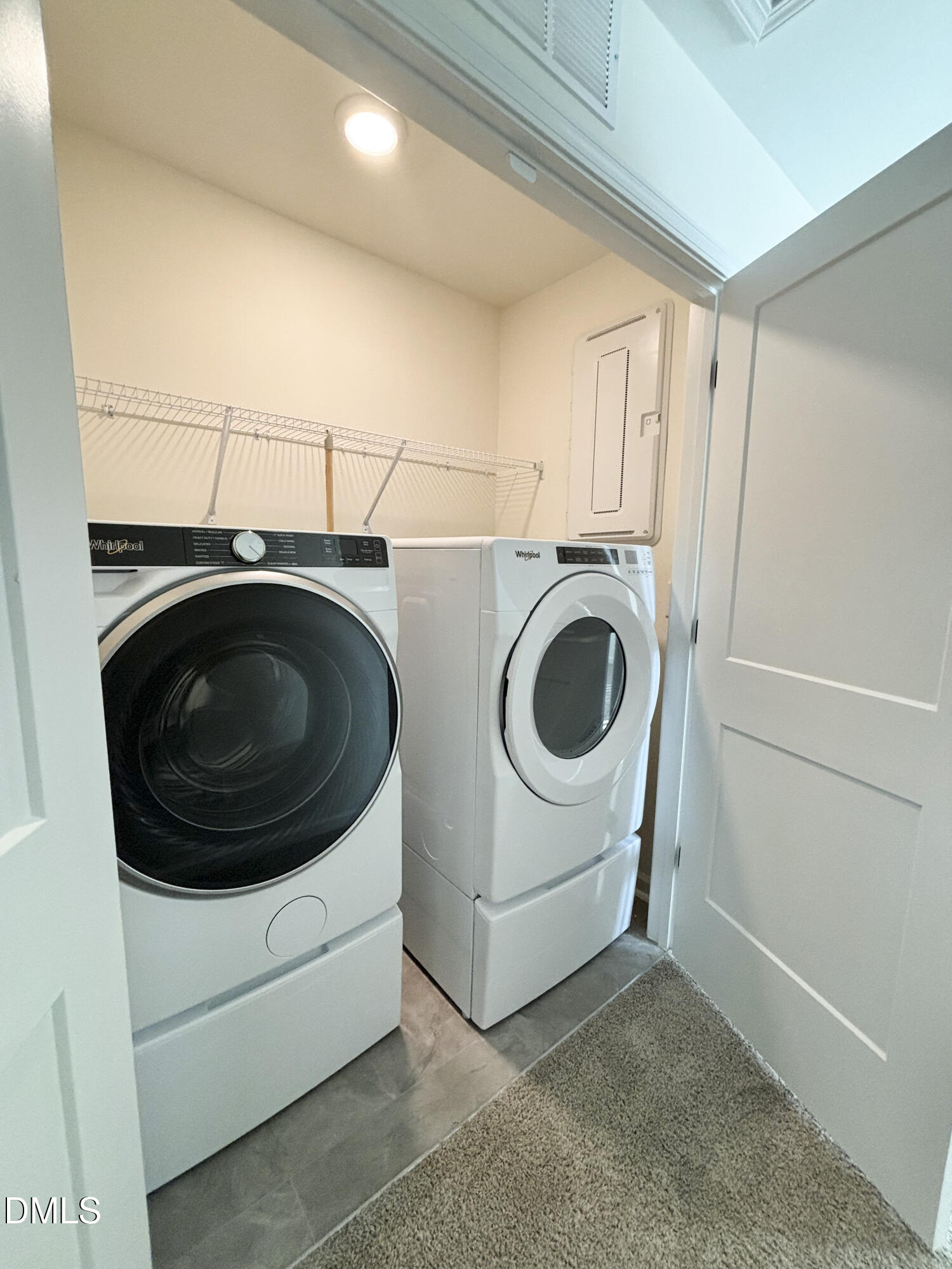5028 Silver Brook Road Property Photo 2