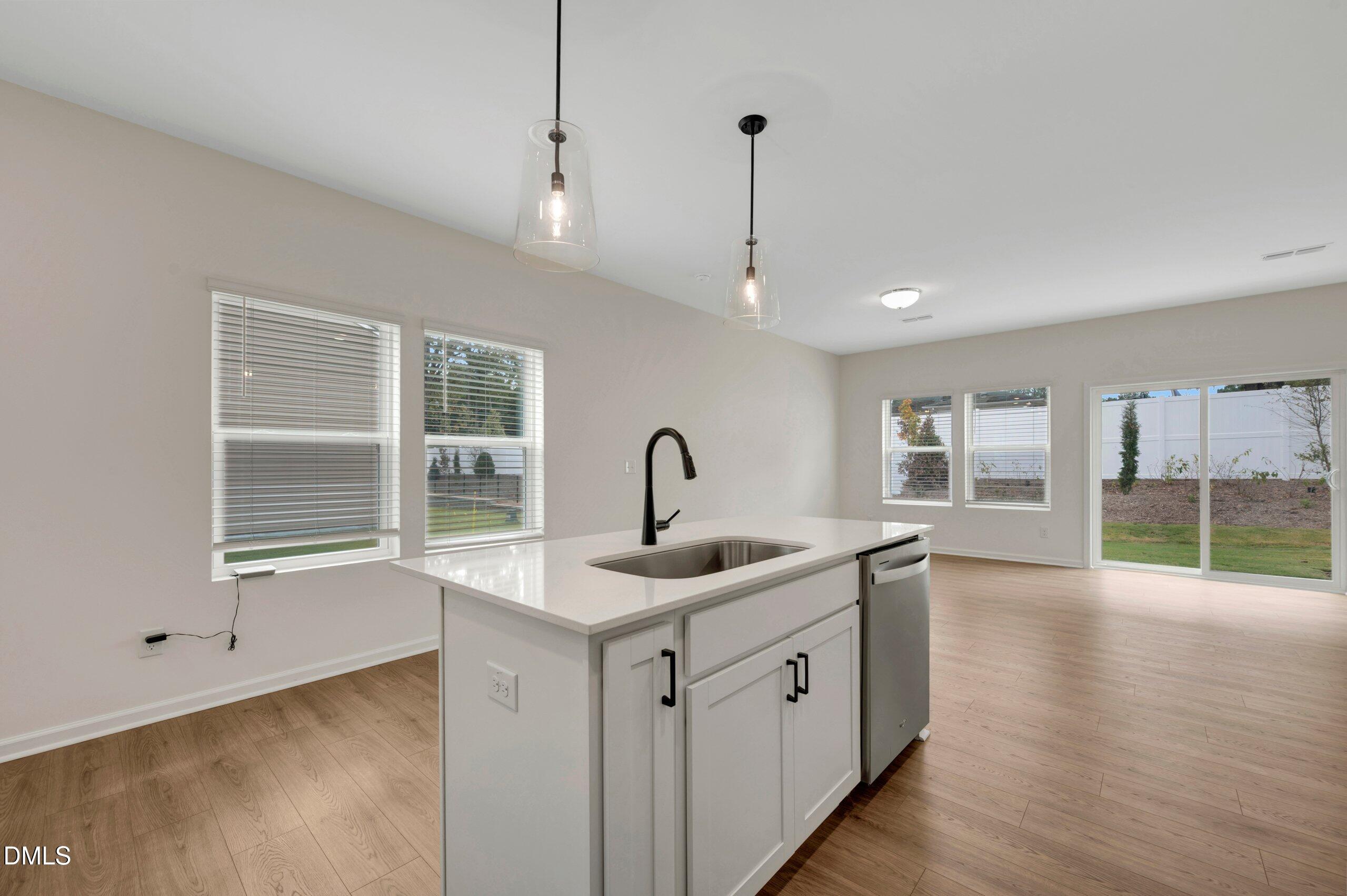 5028 Silver Brook Road Property Photo 5