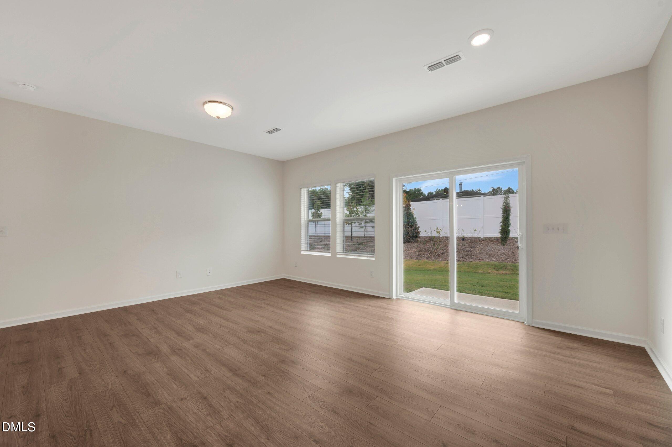 5028 Silver Brook Road Property Photo 11