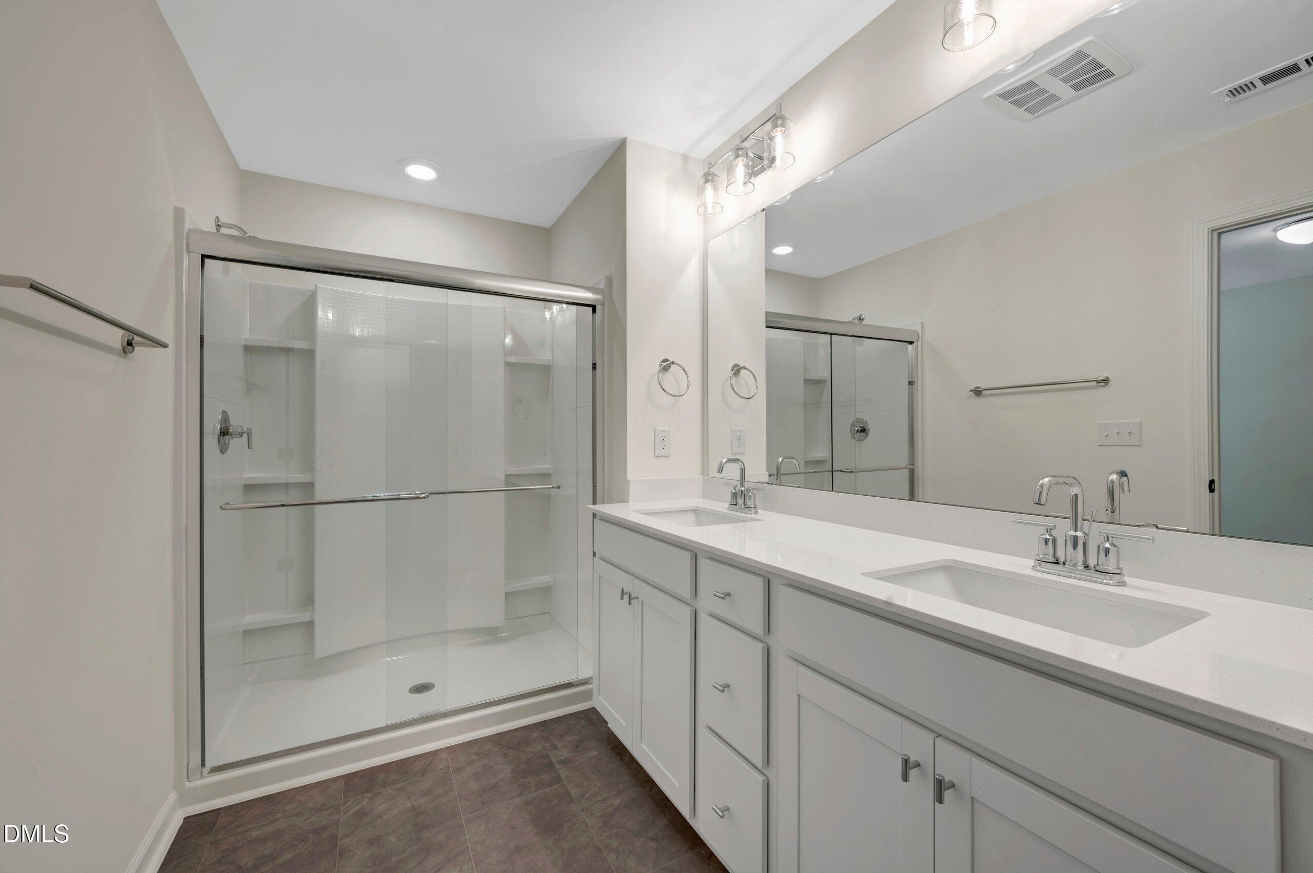 5028 Silver Brook Road Property Photo 17