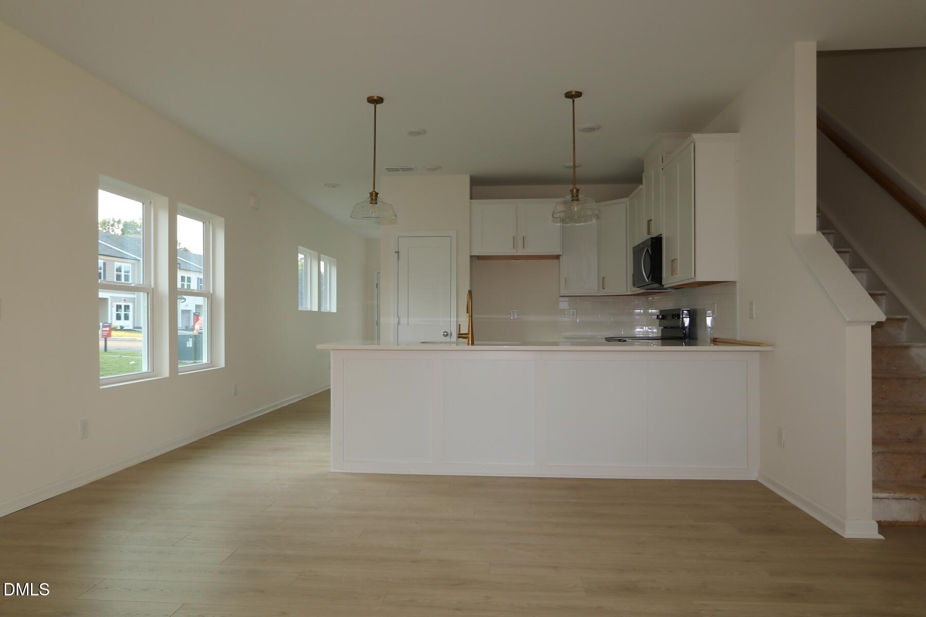 5100 Silver Brook Road Property Photo 6