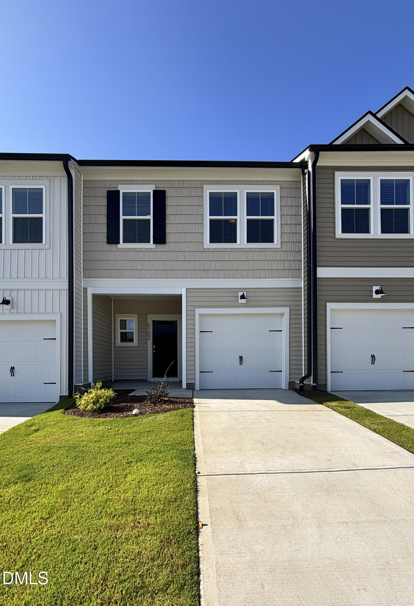 5102 Silver Brook Road Property Photo 1