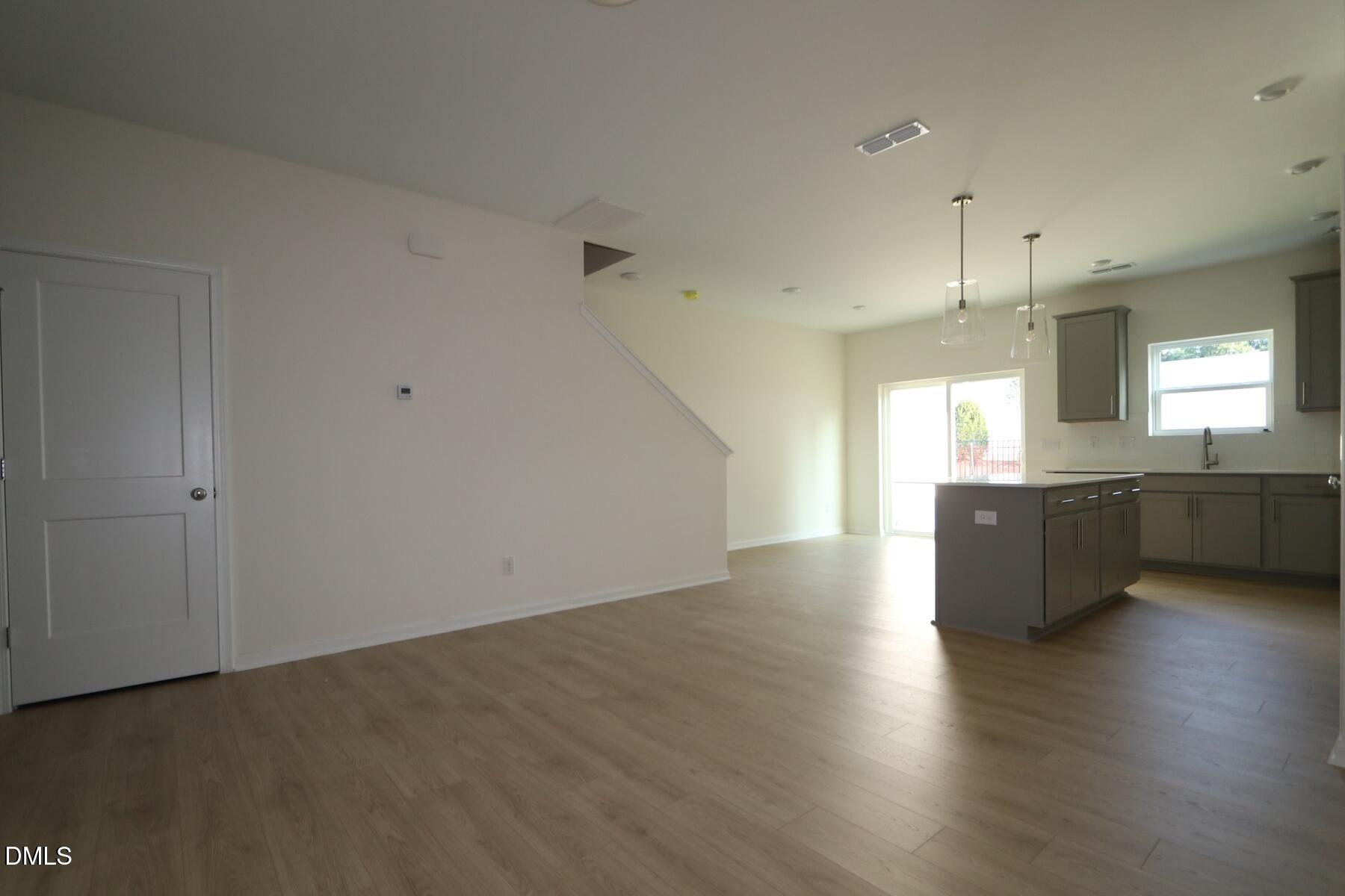 5102 Silver Brook Road Property Photo 6