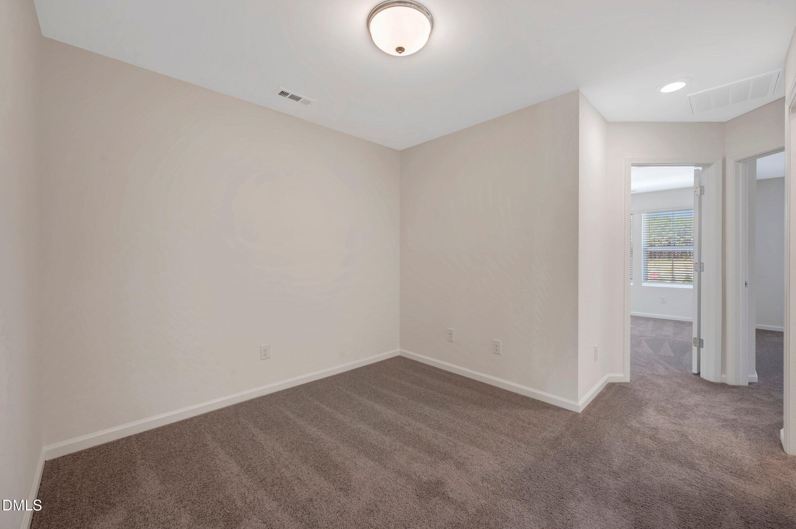 5102 Silver Brook Road Property Photo 10
