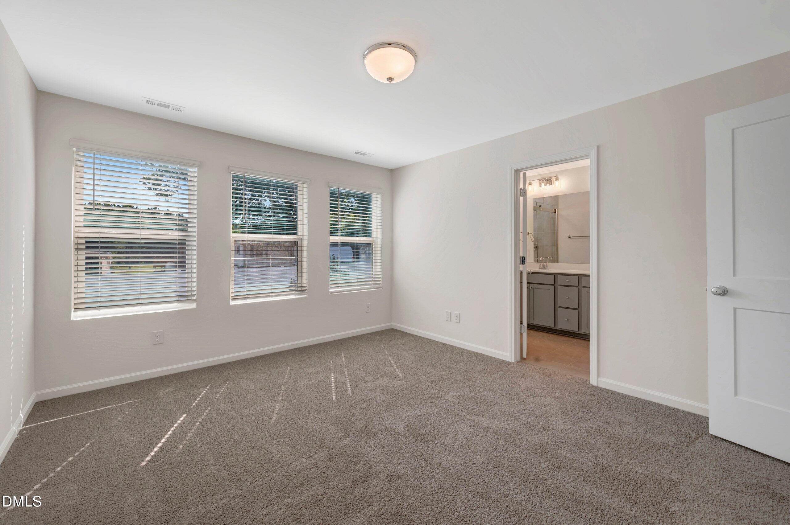 5102 Silver Brook Road Property Photo 12