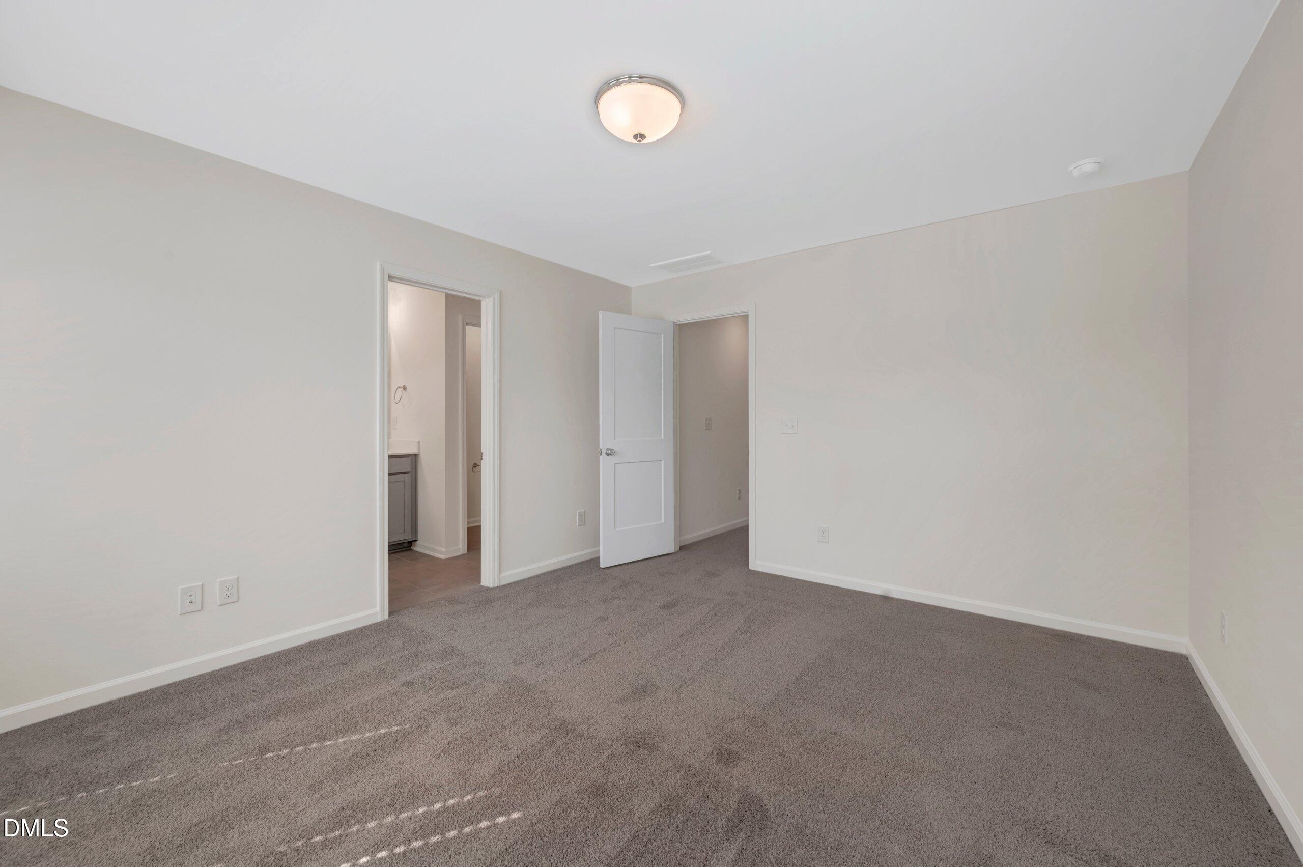 5102 Silver Brook Road Property Photo 14