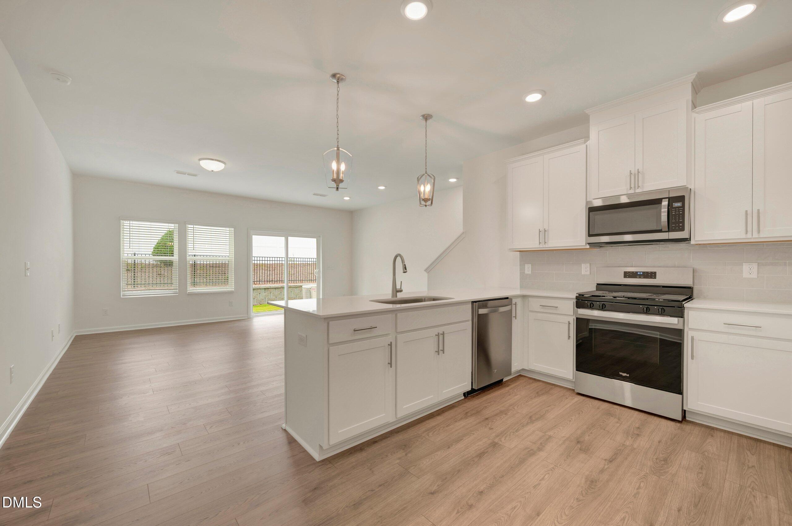 5104 Silver Brook Road Property Photo 4
