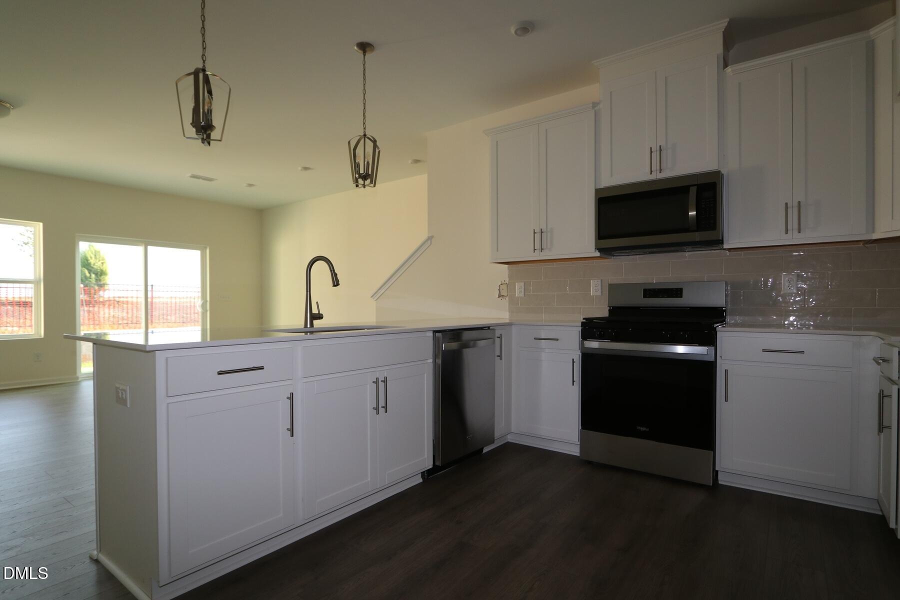 5104 Silver Brook Road Property Photo 5