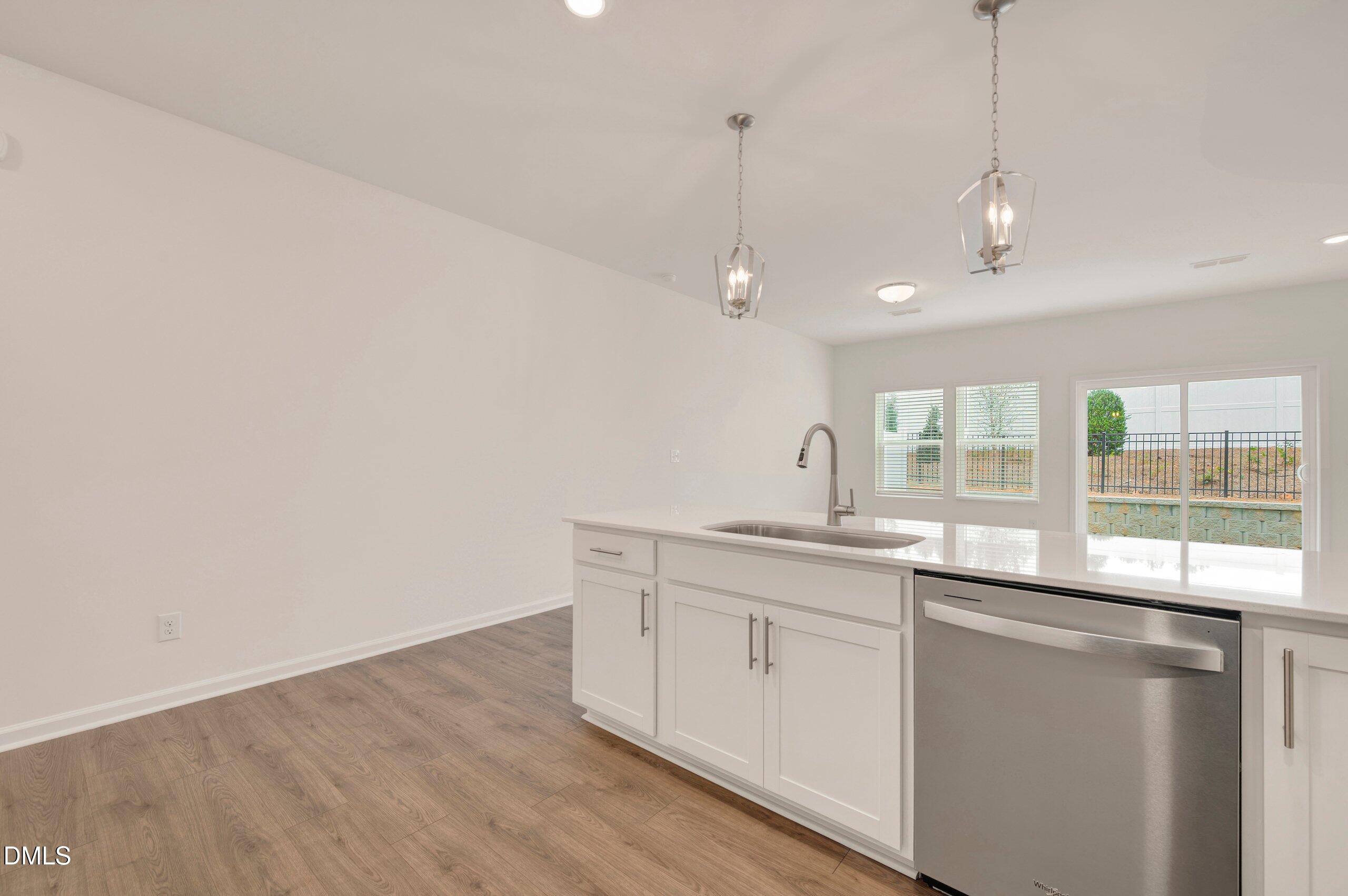 5104 Silver Brook Road Property Photo 5