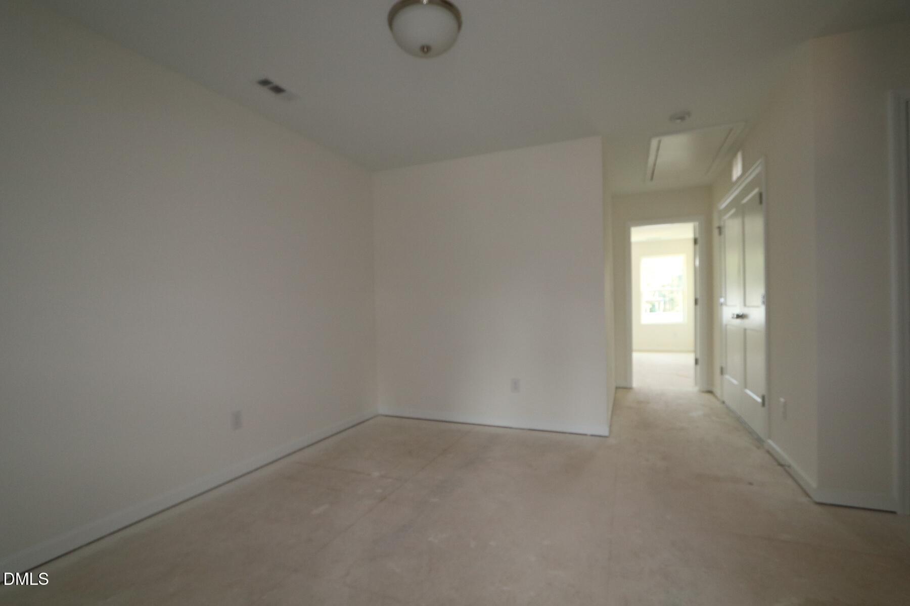 5104 Silver Brook Road Property Photo 6
