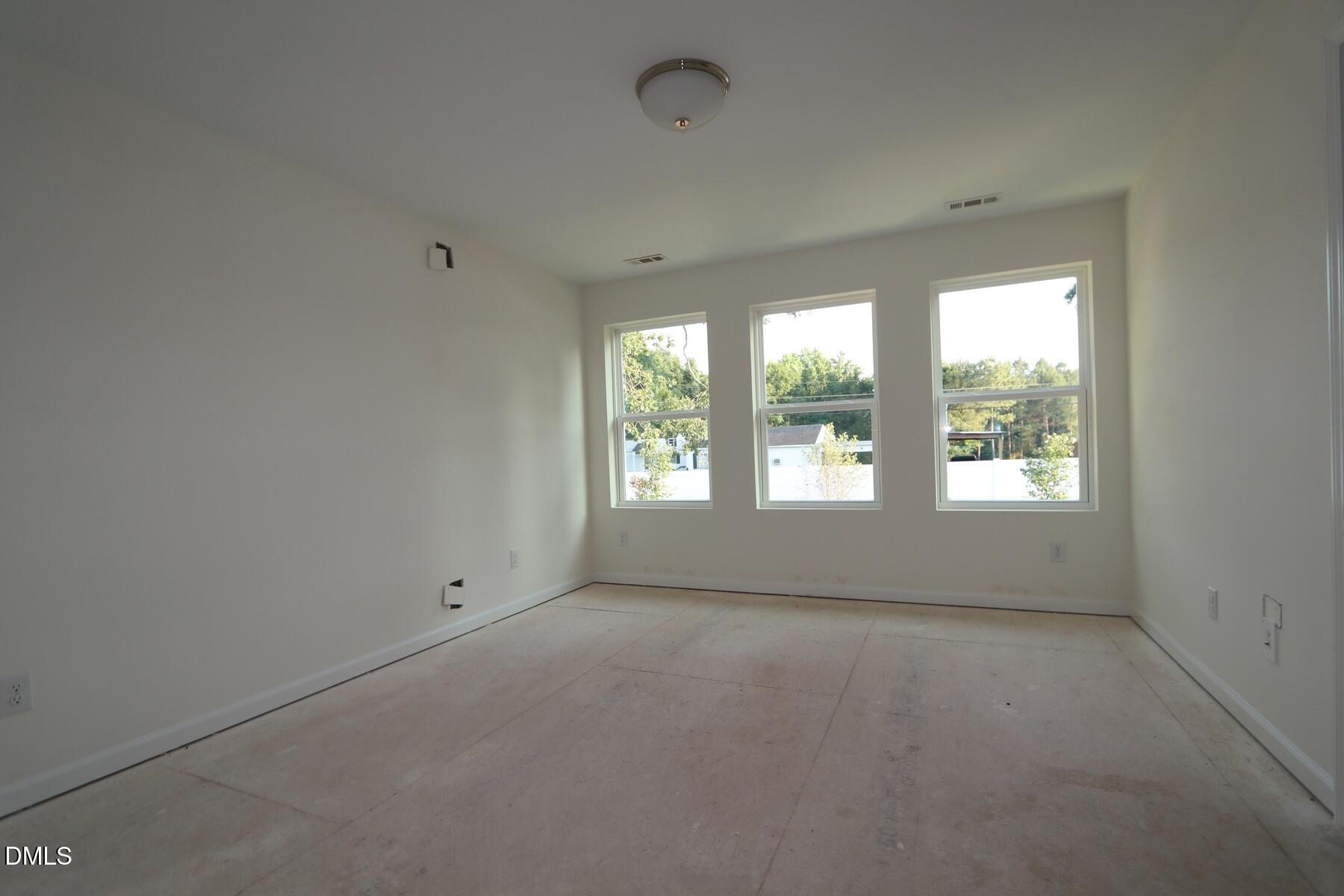 5104 Silver Brook Road Property Photo 11