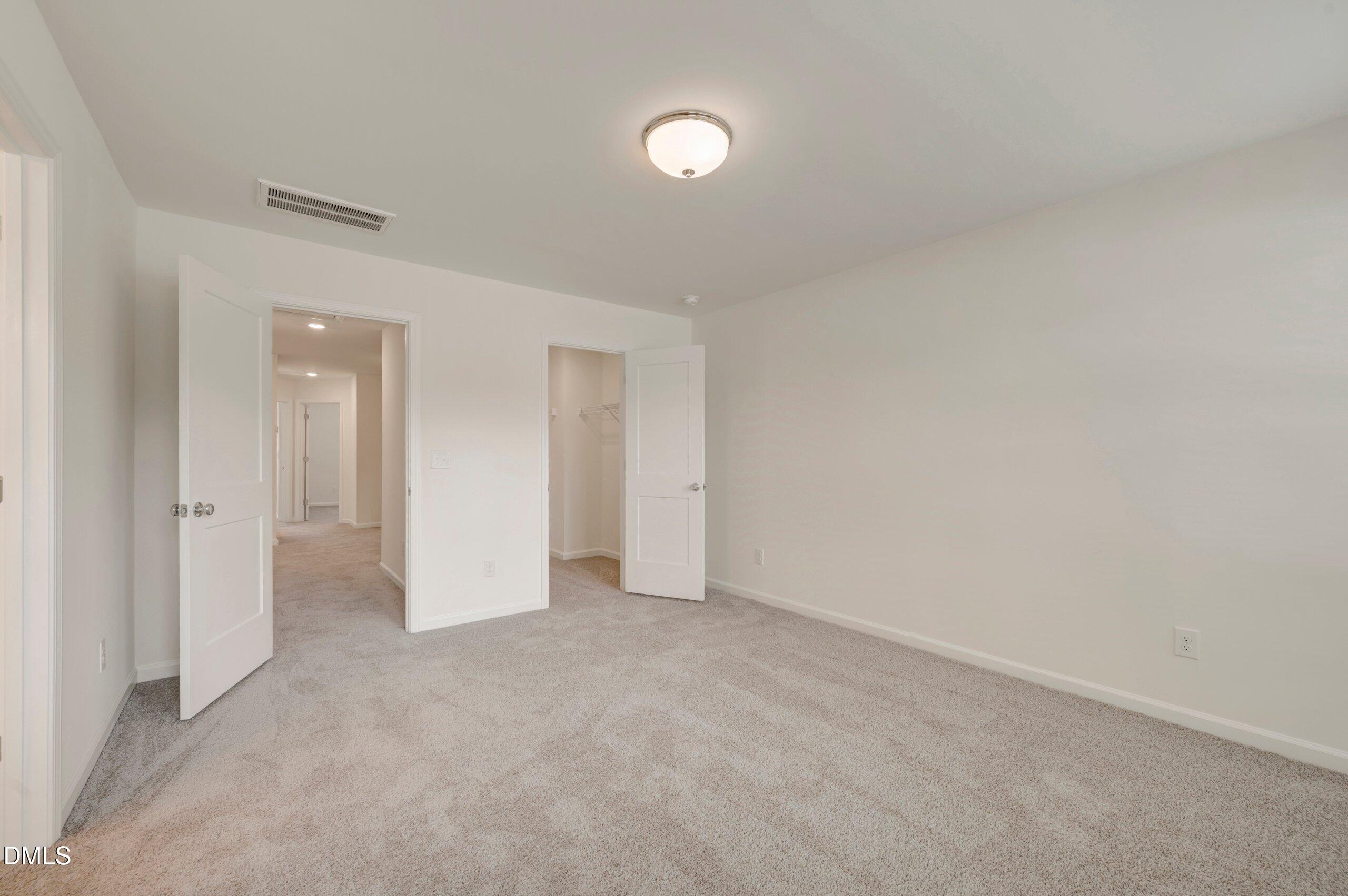 5104 Silver Brook Road Property Photo 13