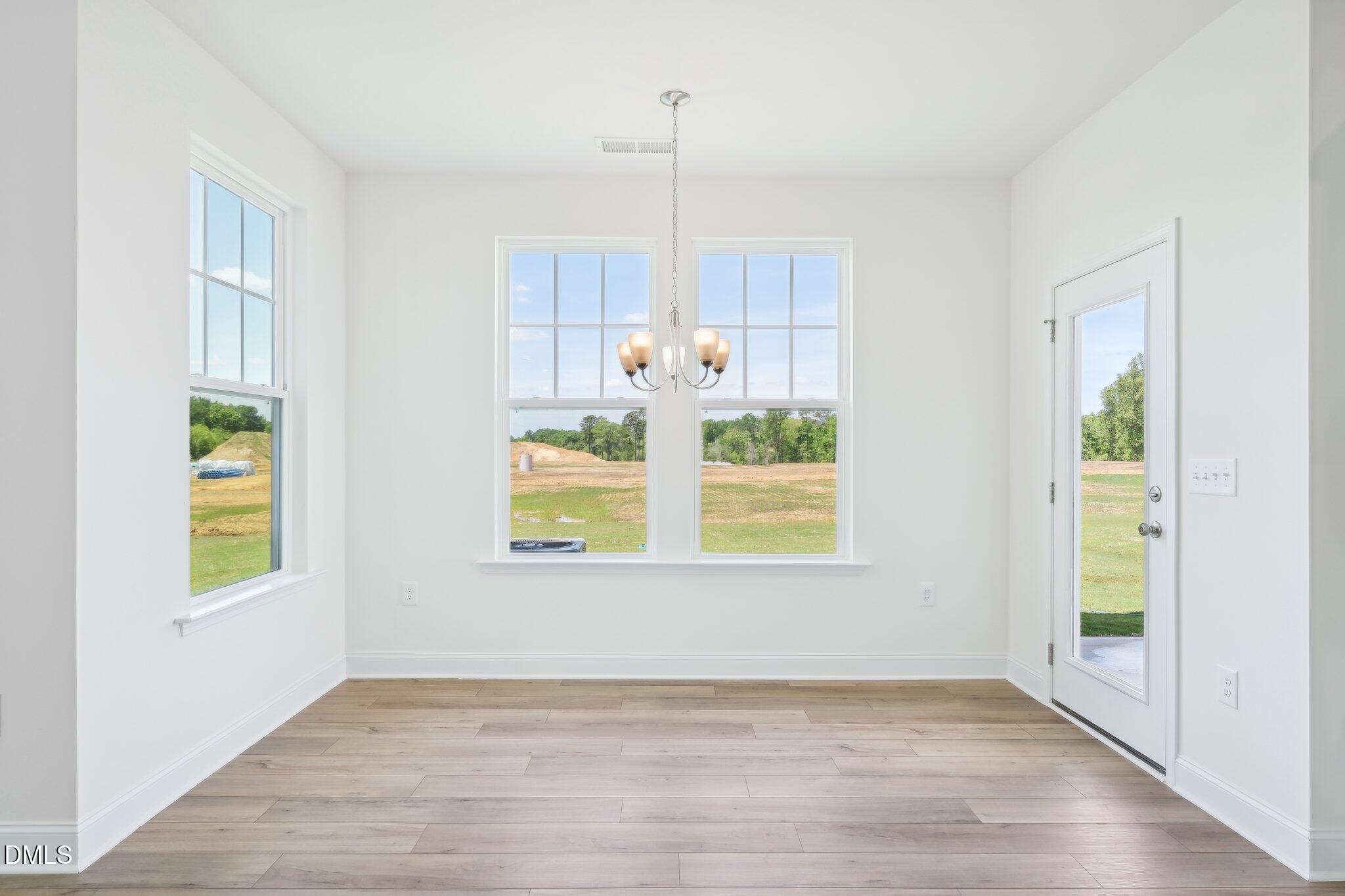 1573 Briar Brook Lane Property Photo 8