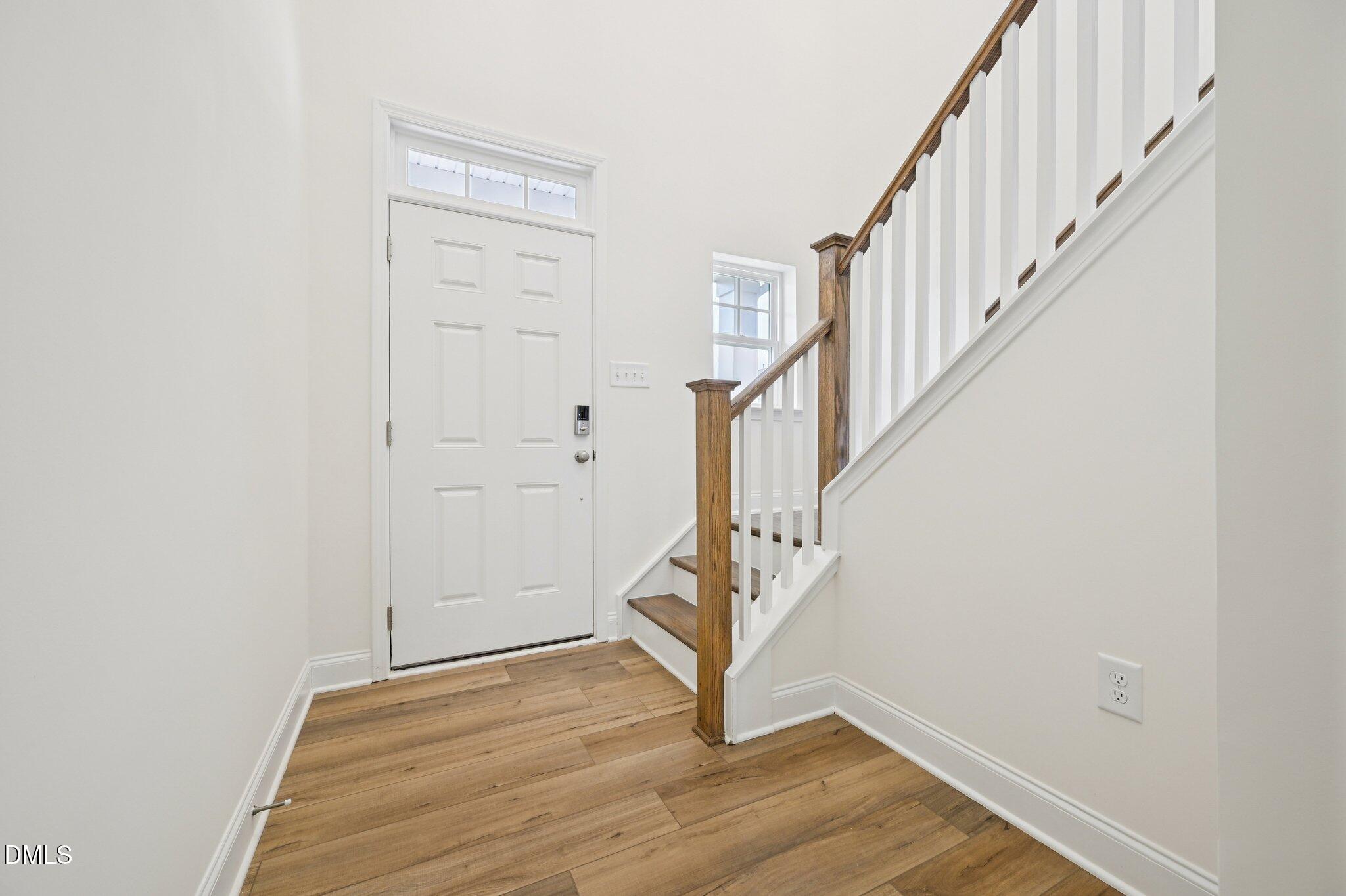 1569 Briar Brook Lane Property Photo 6
