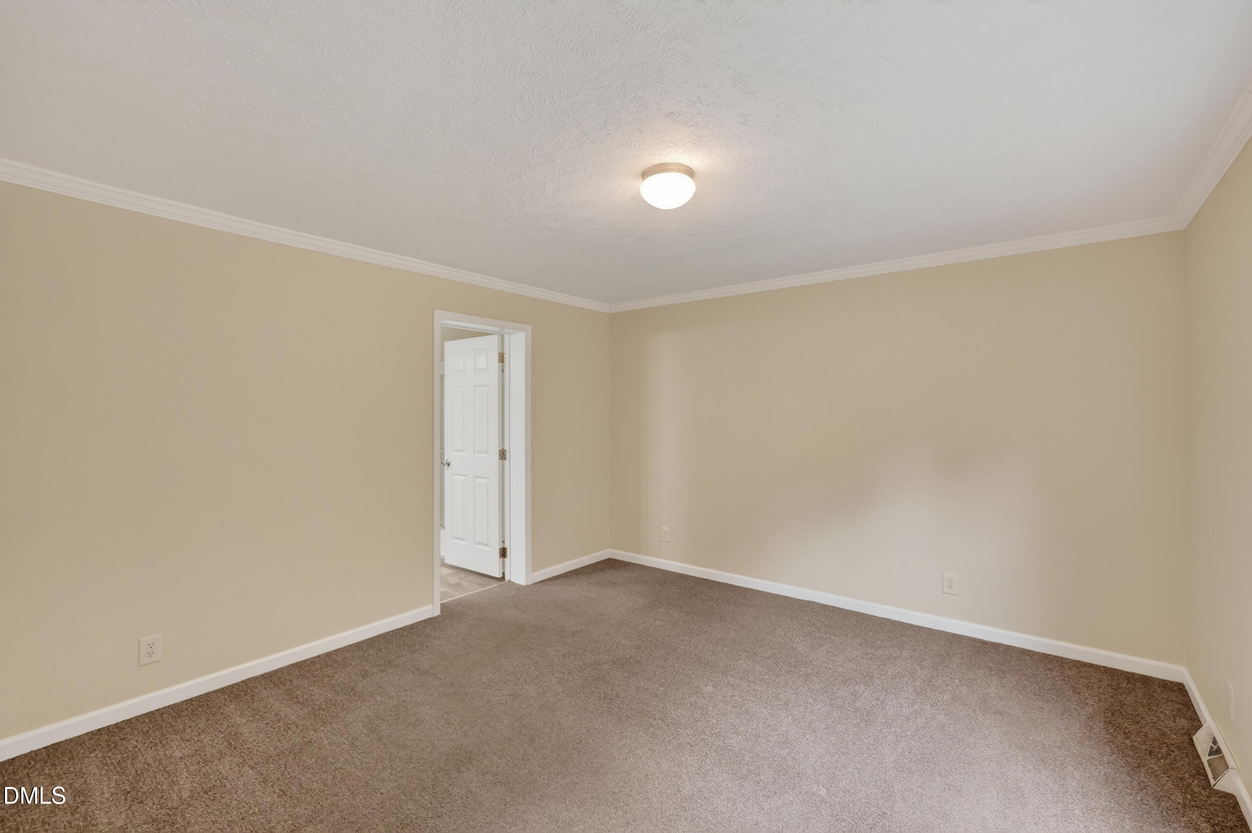 126 Hunter Road Property Photo 13