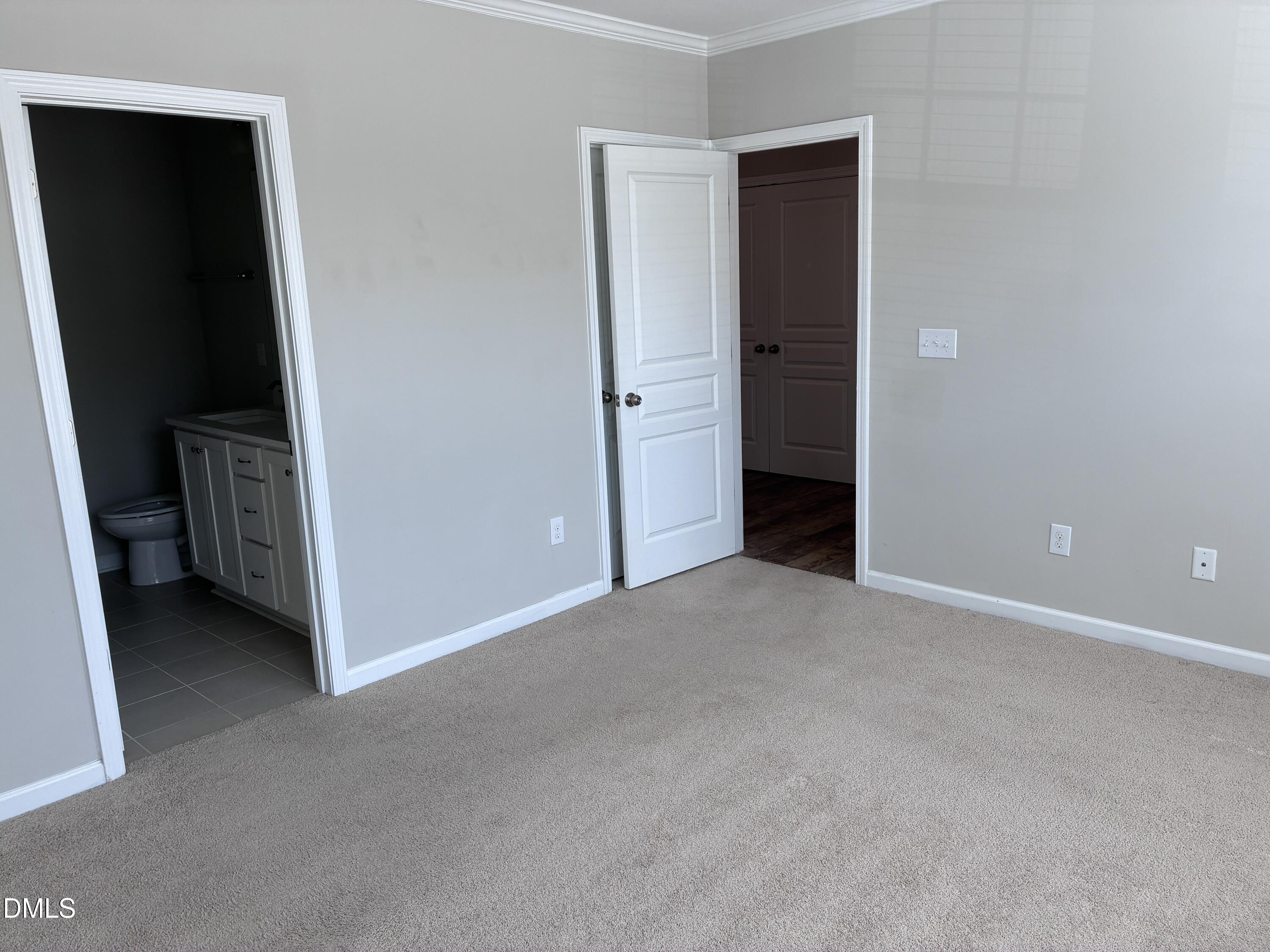 5519 Wallace Martin Way Property Photo 4