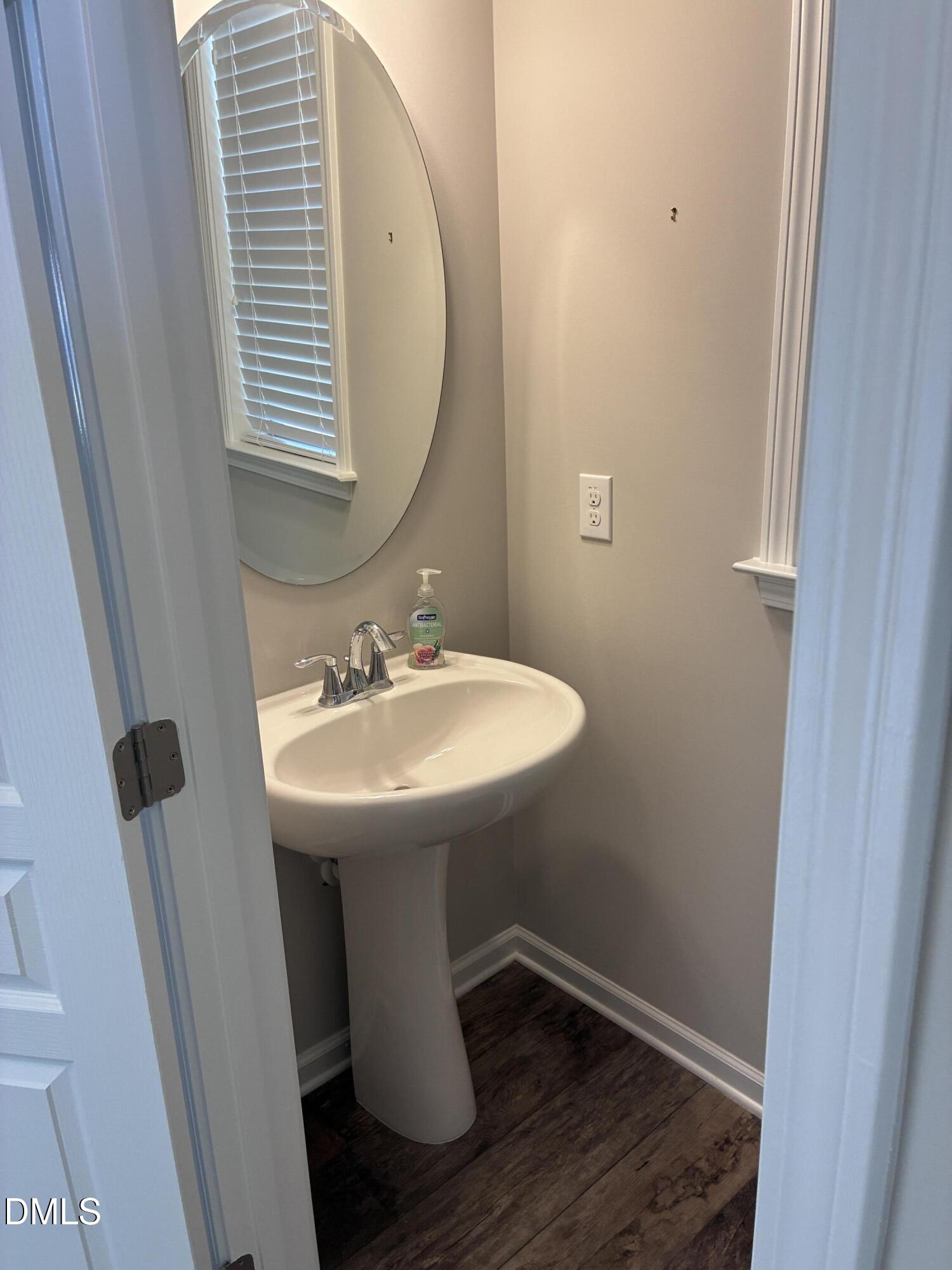 5519 Wallace Martin Way Property Photo 16