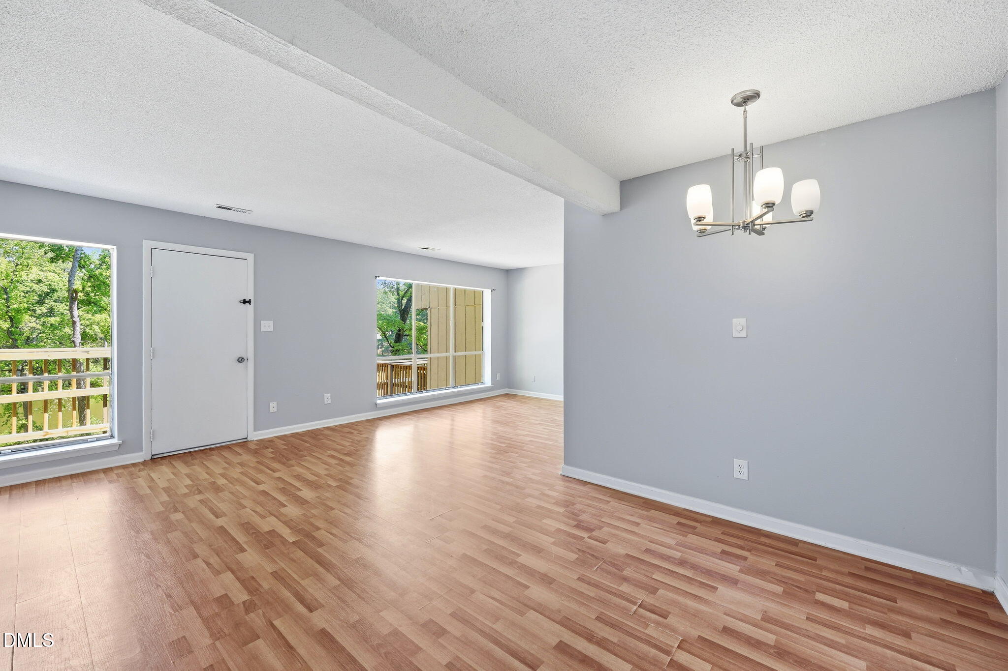5043 Tall Pines Court Property Photo 9
