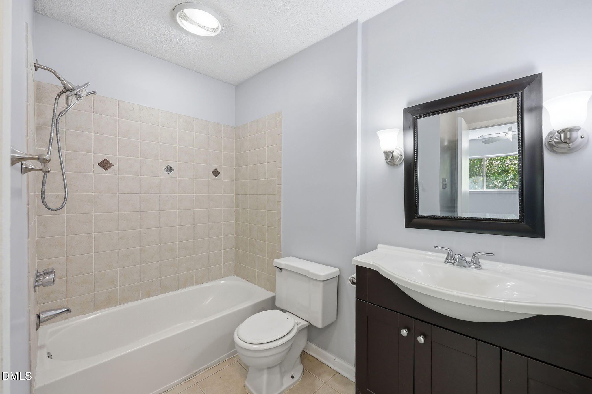5043 Tall Pines Court Property Photo 18