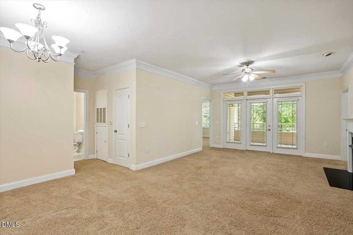 1401 Coopershill Drive 206 Property Photo 4