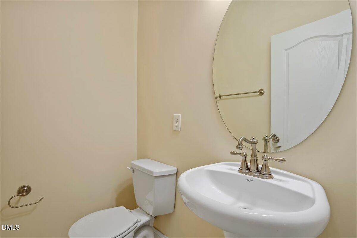 1401 Coopershill Drive 206 Property Photo 14