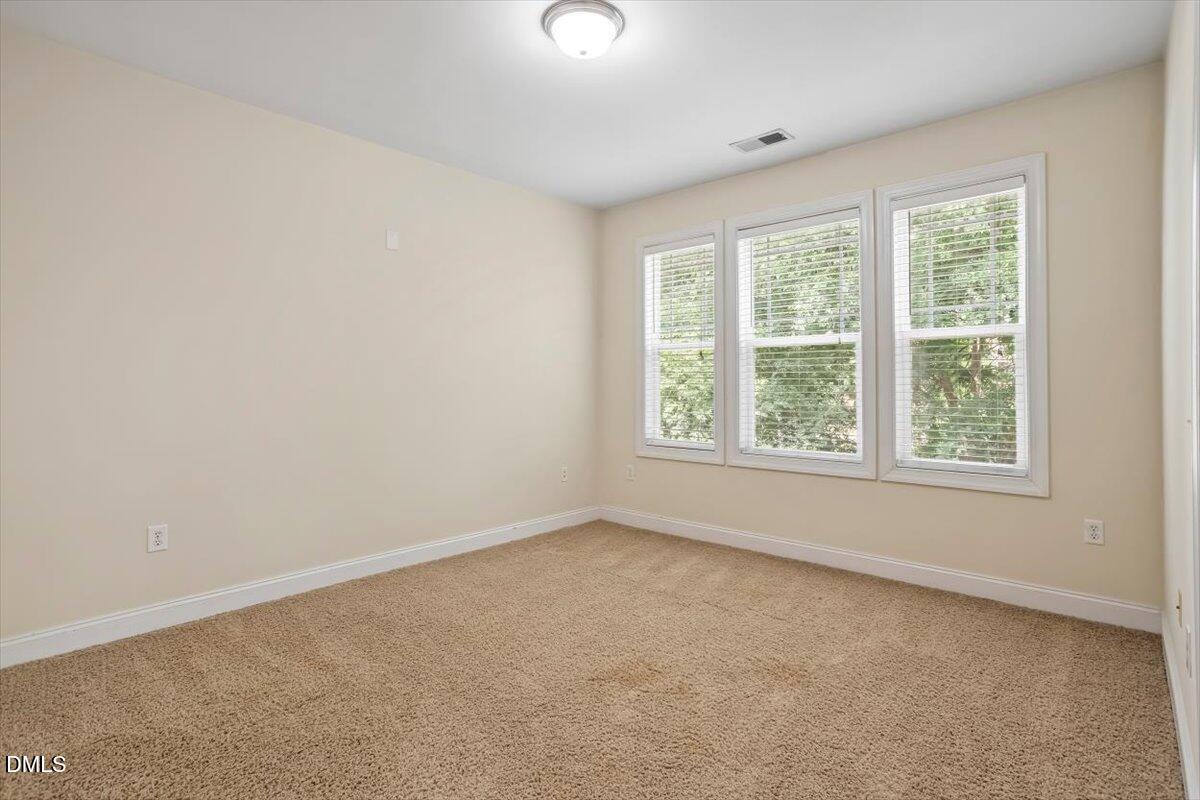 1401 Coopershill Drive 206 Property Photo 19