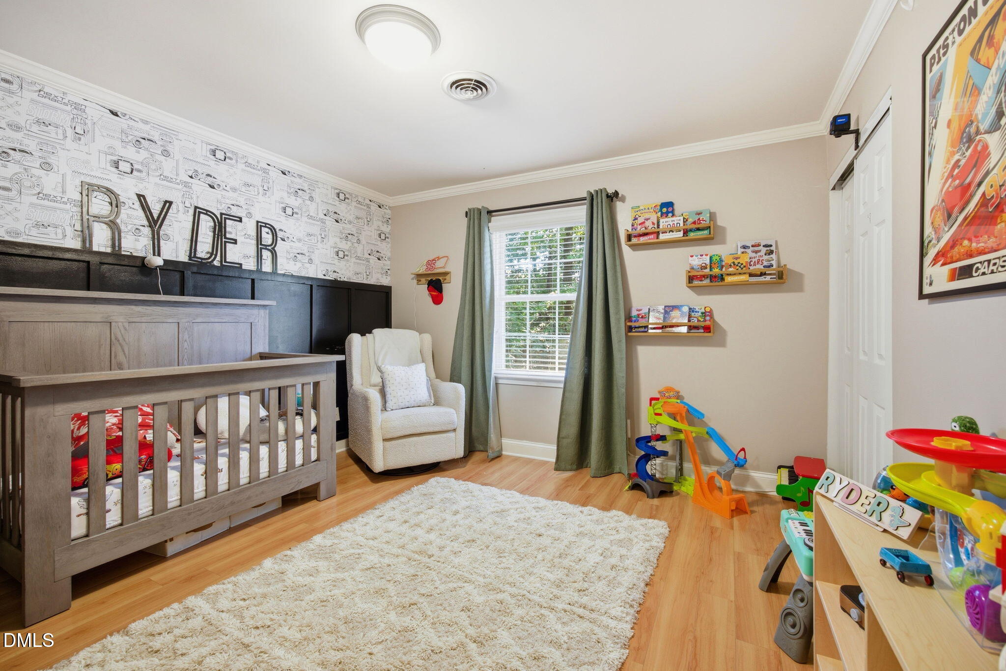 1250 Jamestown Court Property Photo 15