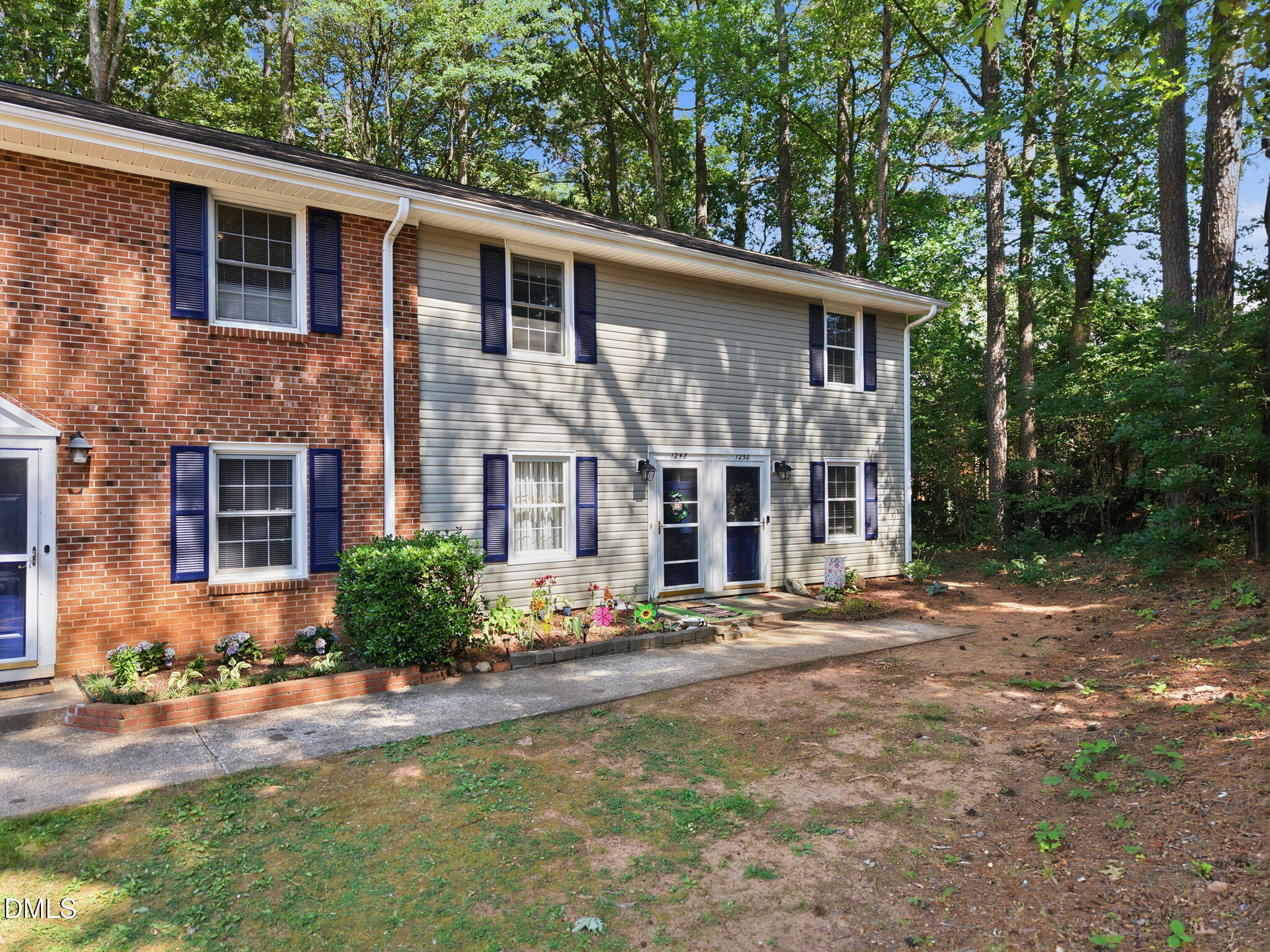 1250 Jamestown Court Property Photo 17