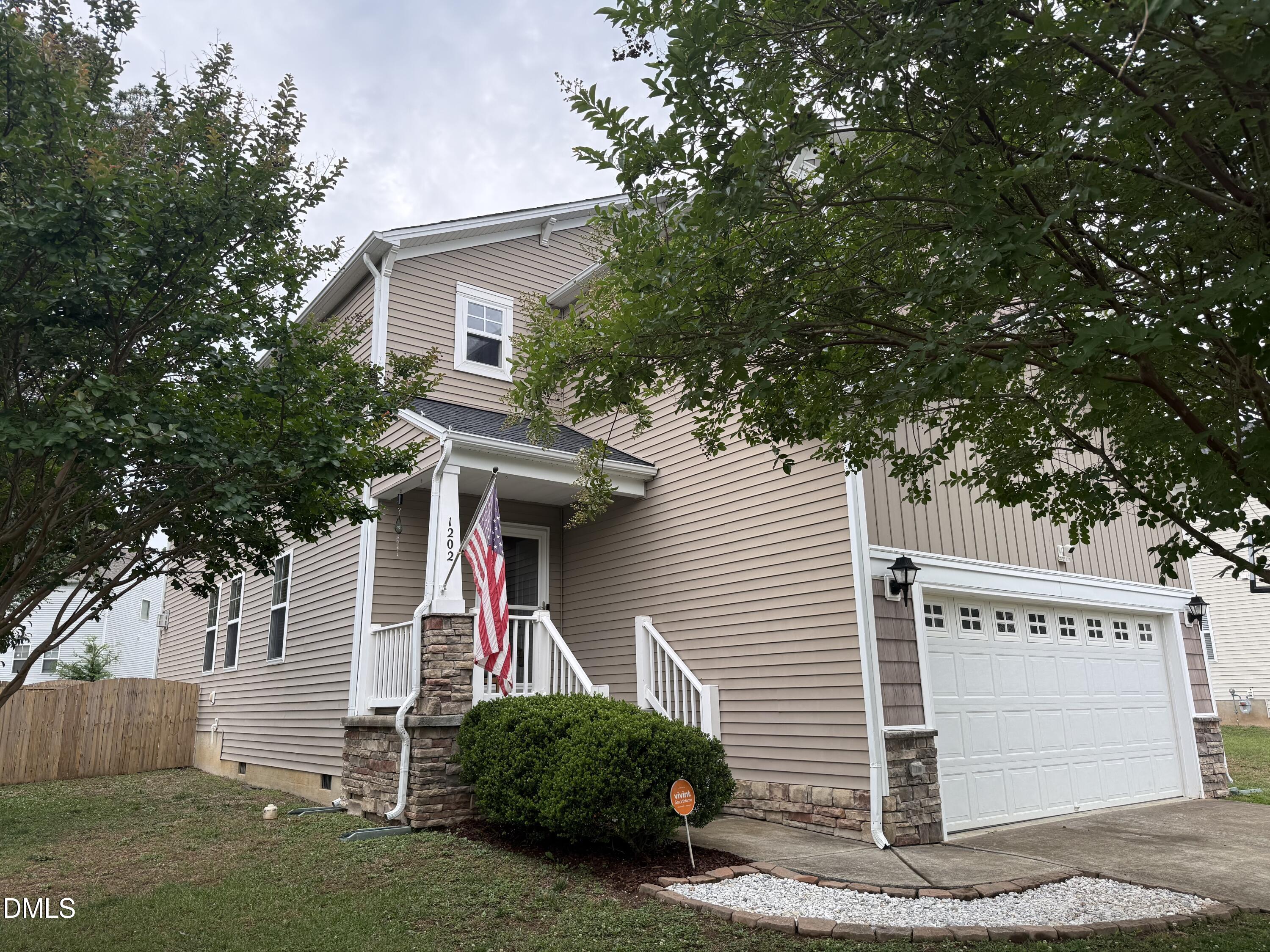 1202 Summerfield Lane E Property Photo 1