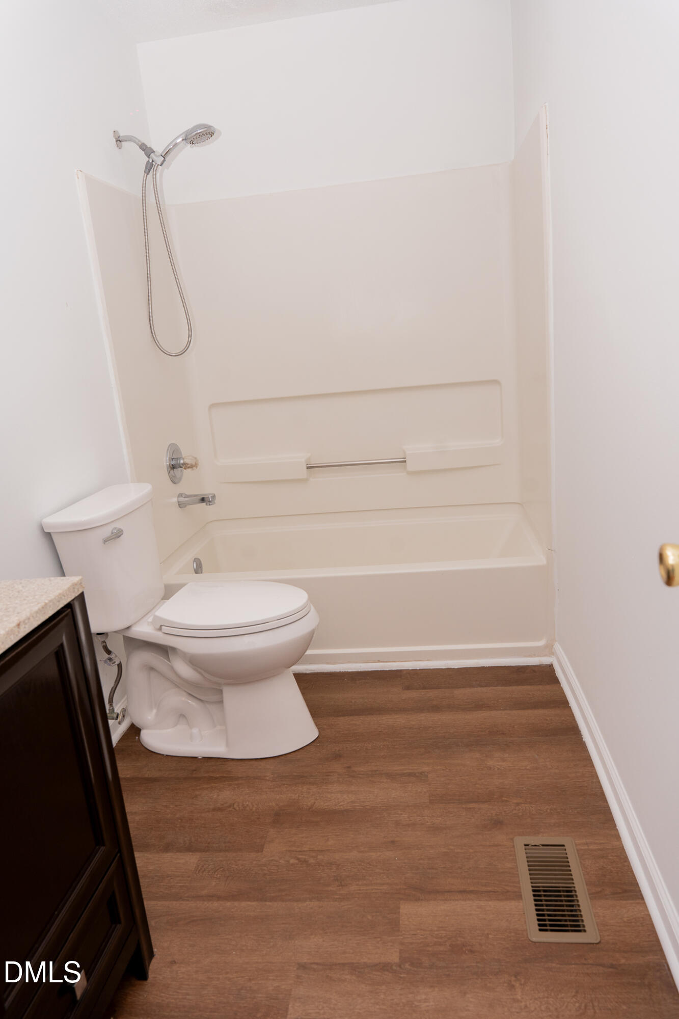 2400 Faucette Avenue Property Photo 20