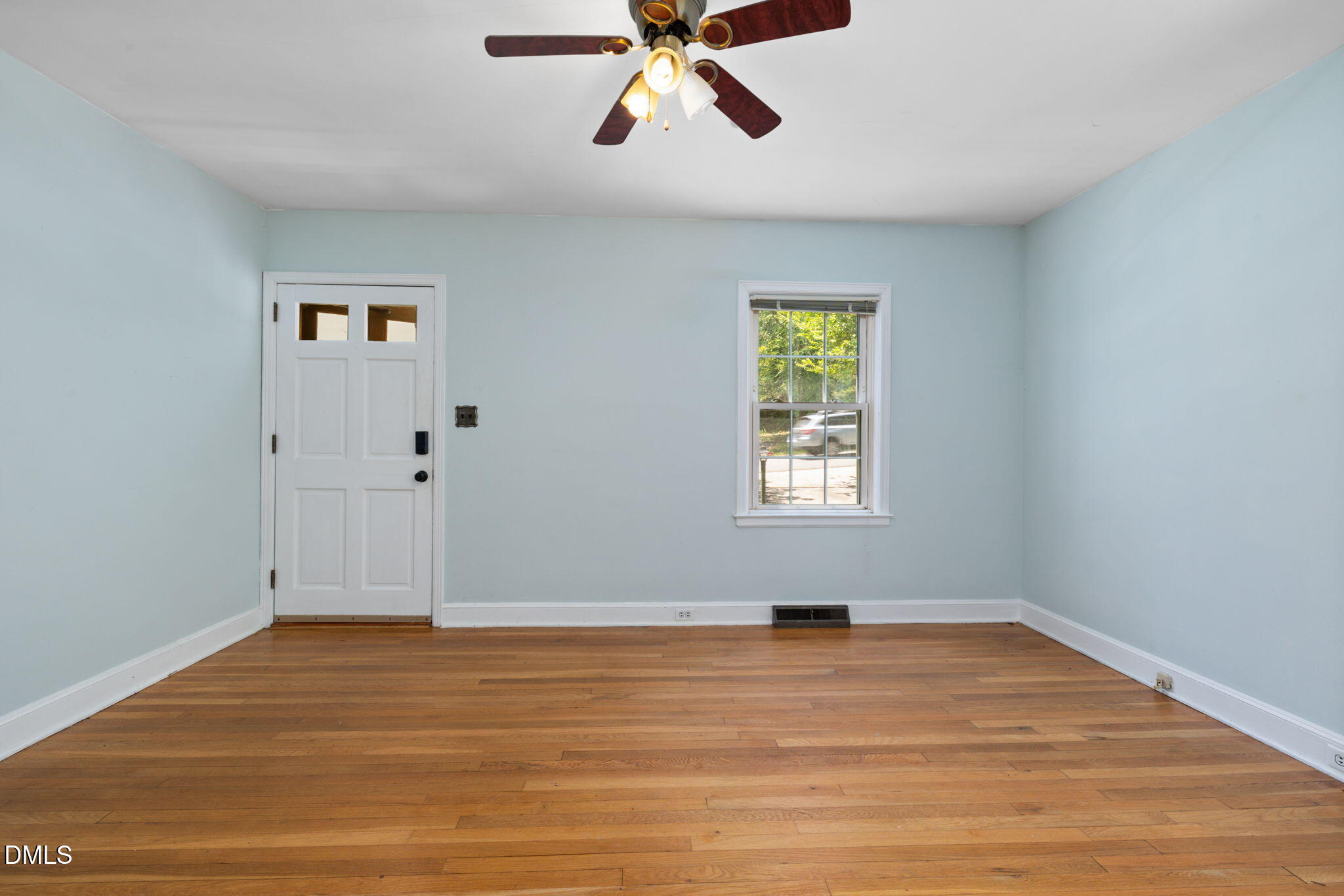 2014 Wa Wa Avenue Property Photo 5