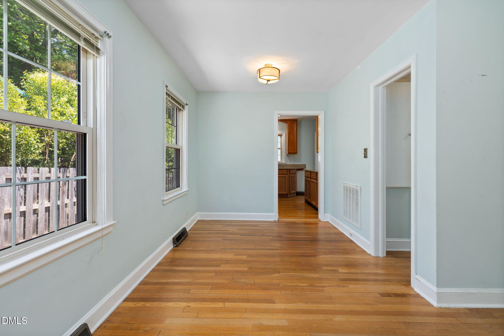 2014 Wa Wa Avenue Property Photo 7