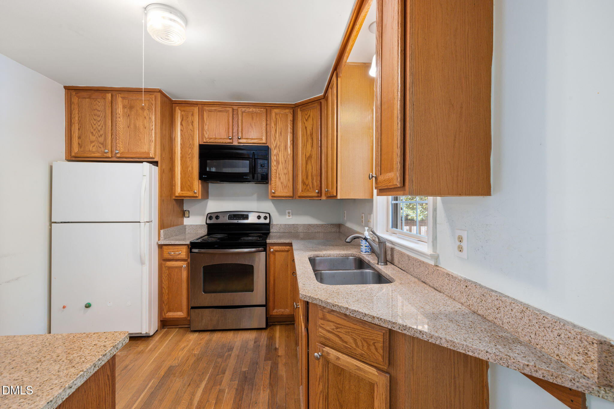 2014 Wa Wa Avenue Property Photo 10