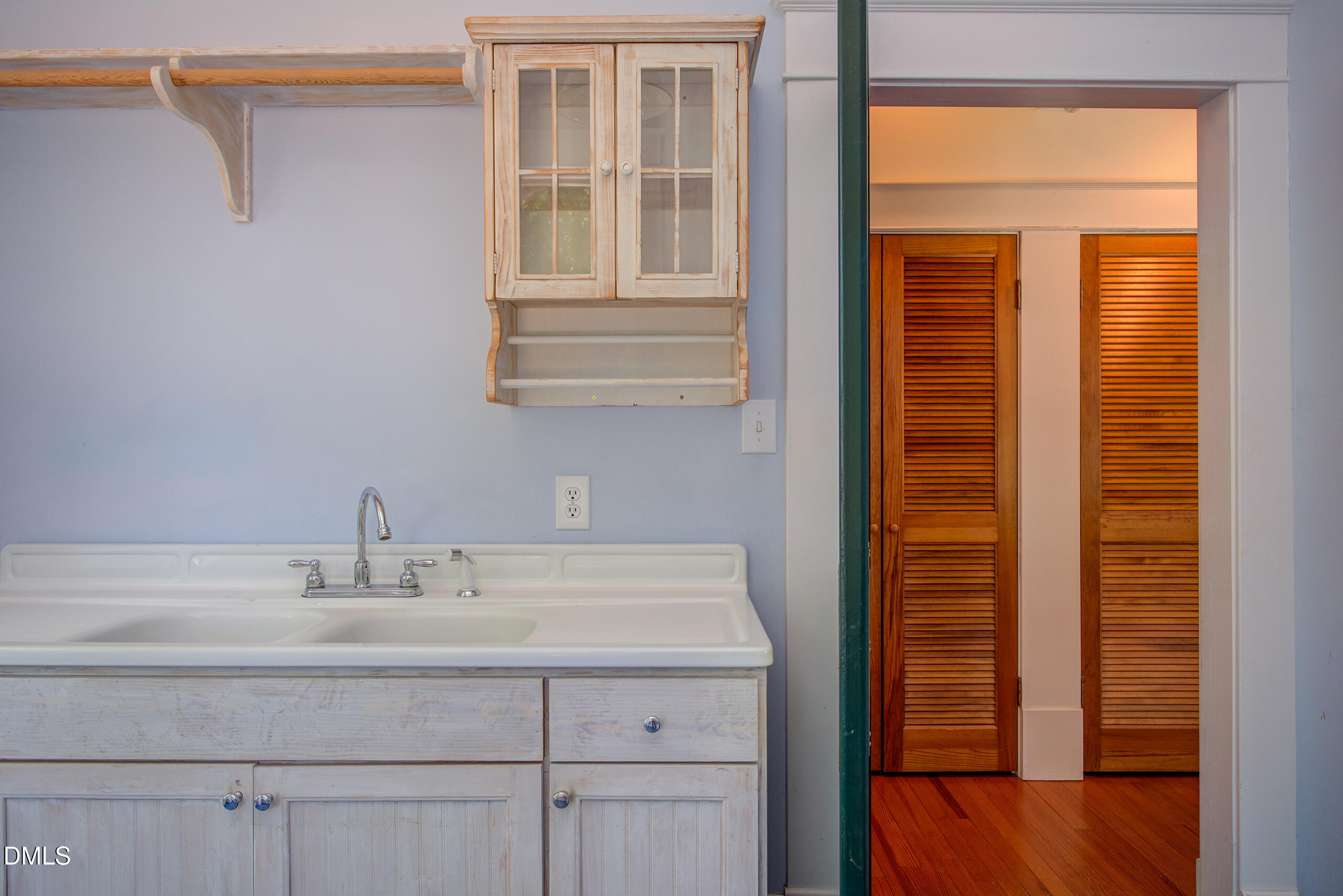 127 Forest Road Property Photo 63