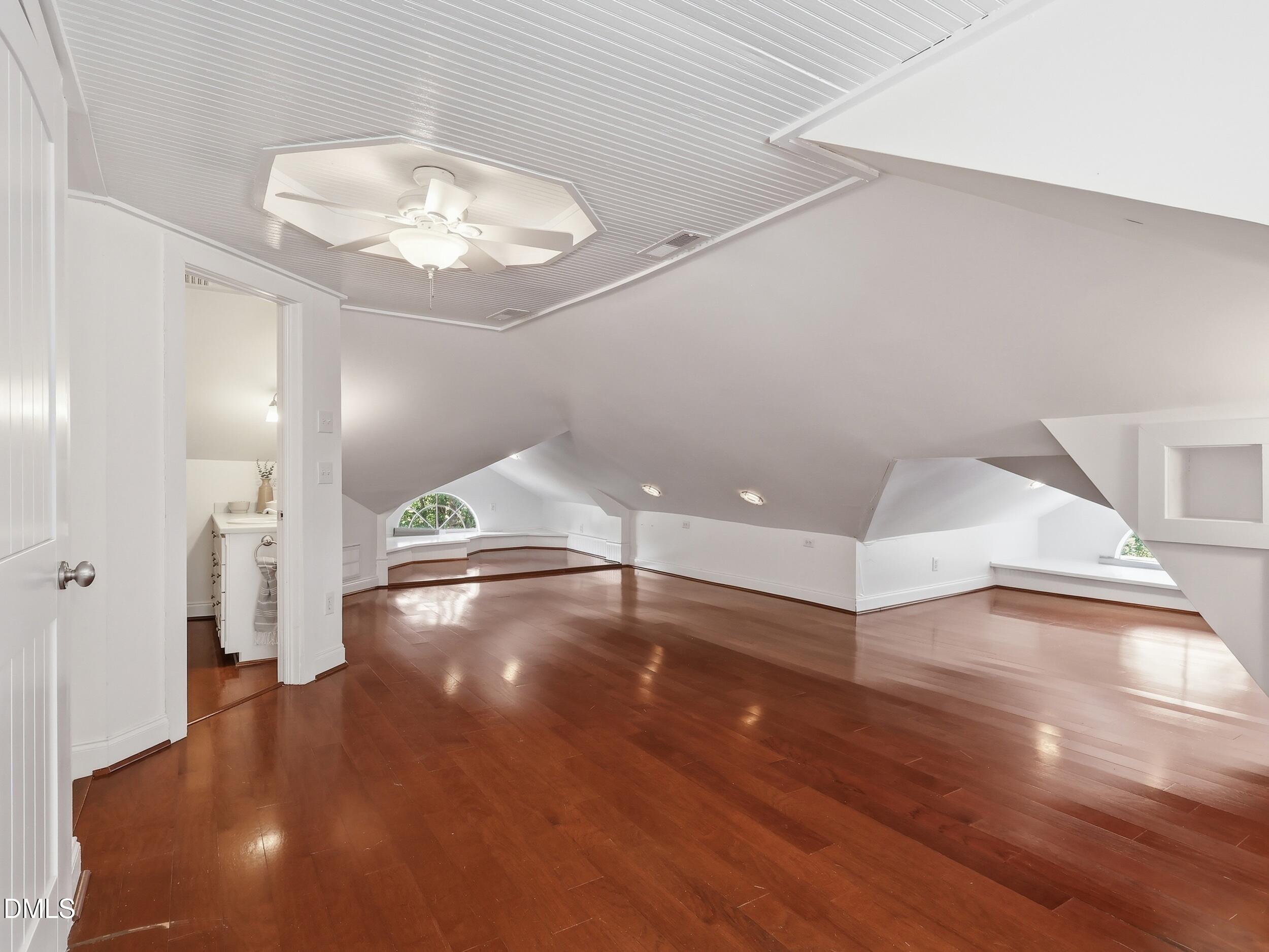127 Forest Road Property Photo 65