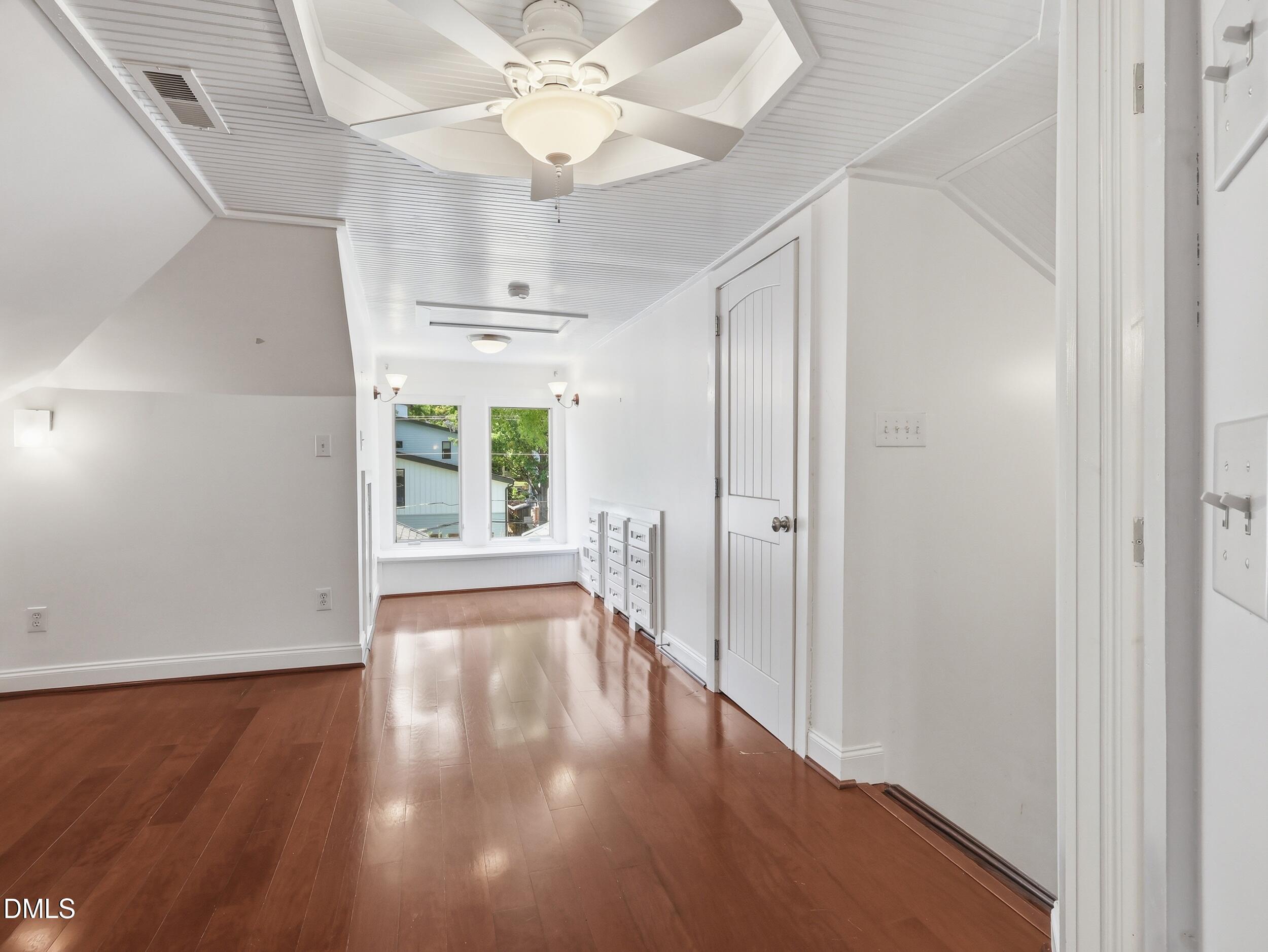 127 Forest Road Property Photo 66