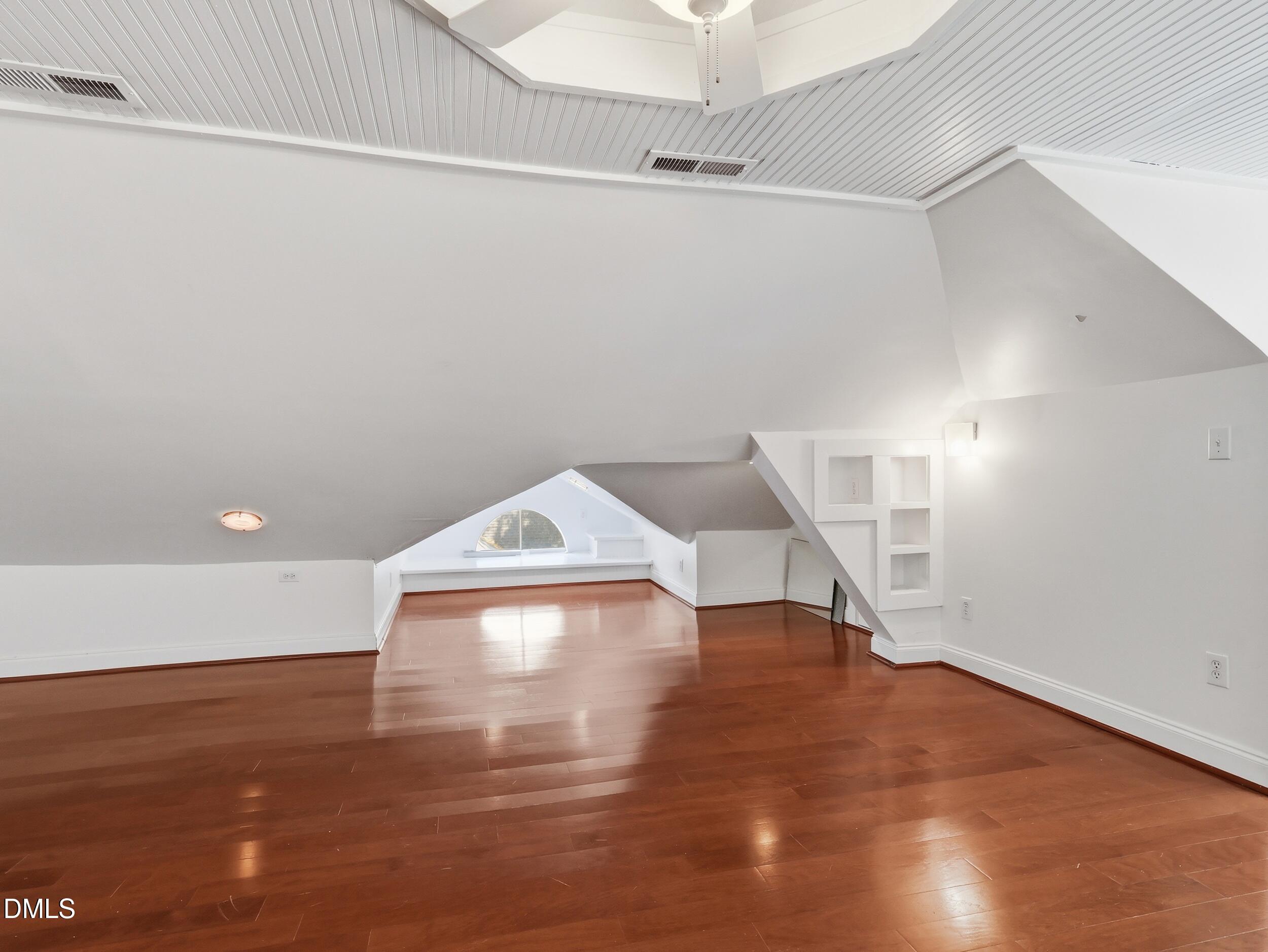 127 Forest Road Property Photo 67