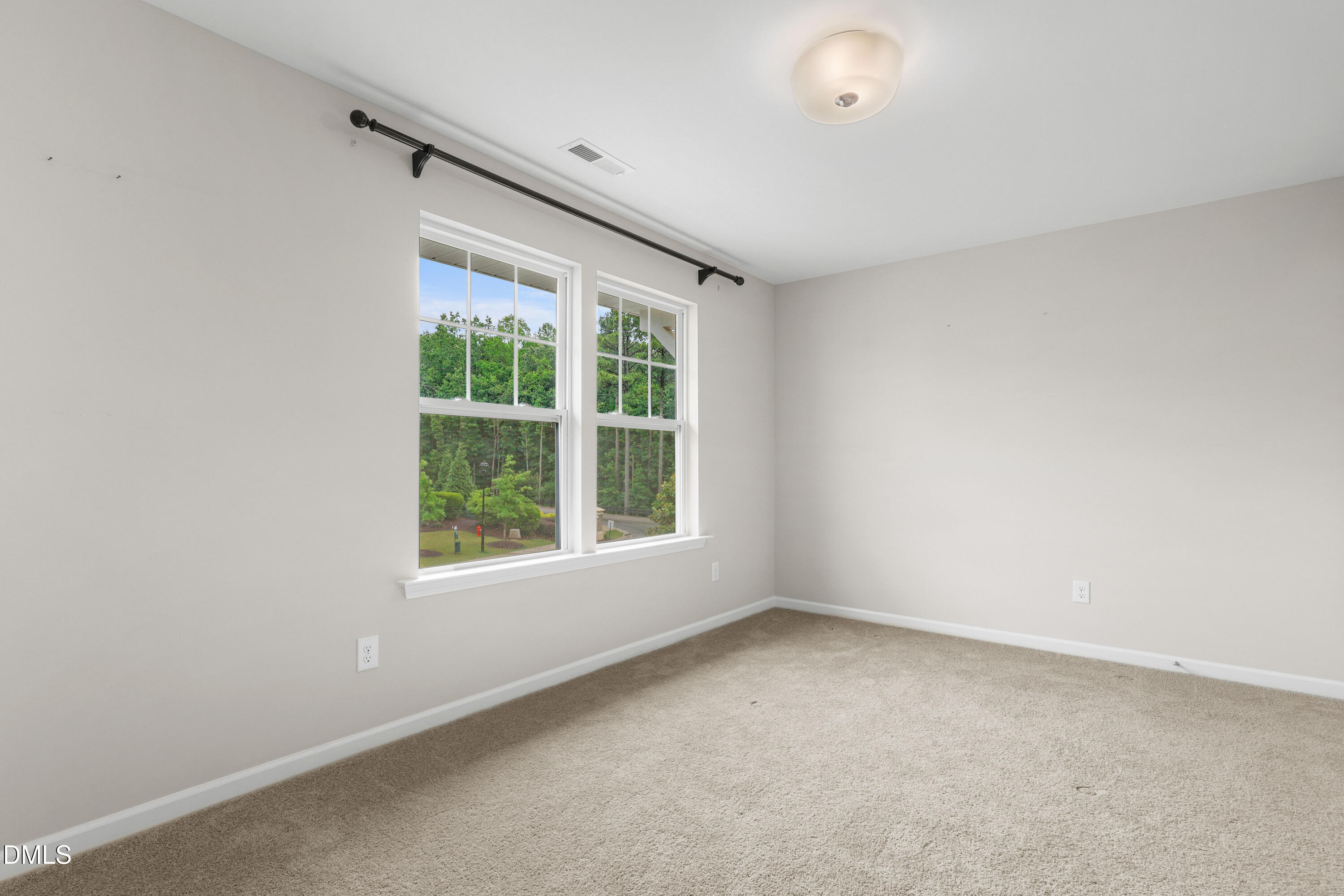 41 Manor Stone Drive Property Photo 28