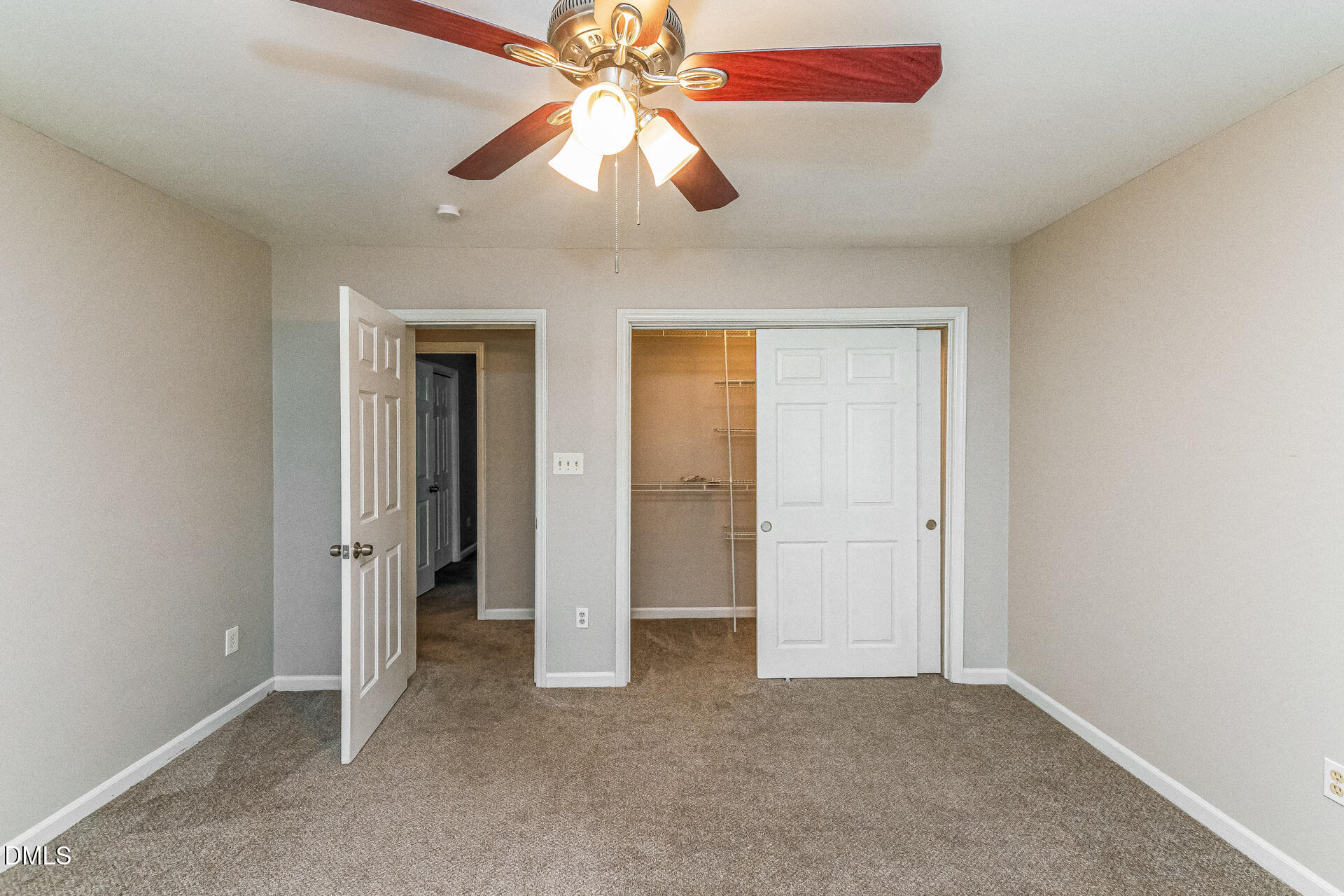 22 Knightsbridge Court Property Photo 8