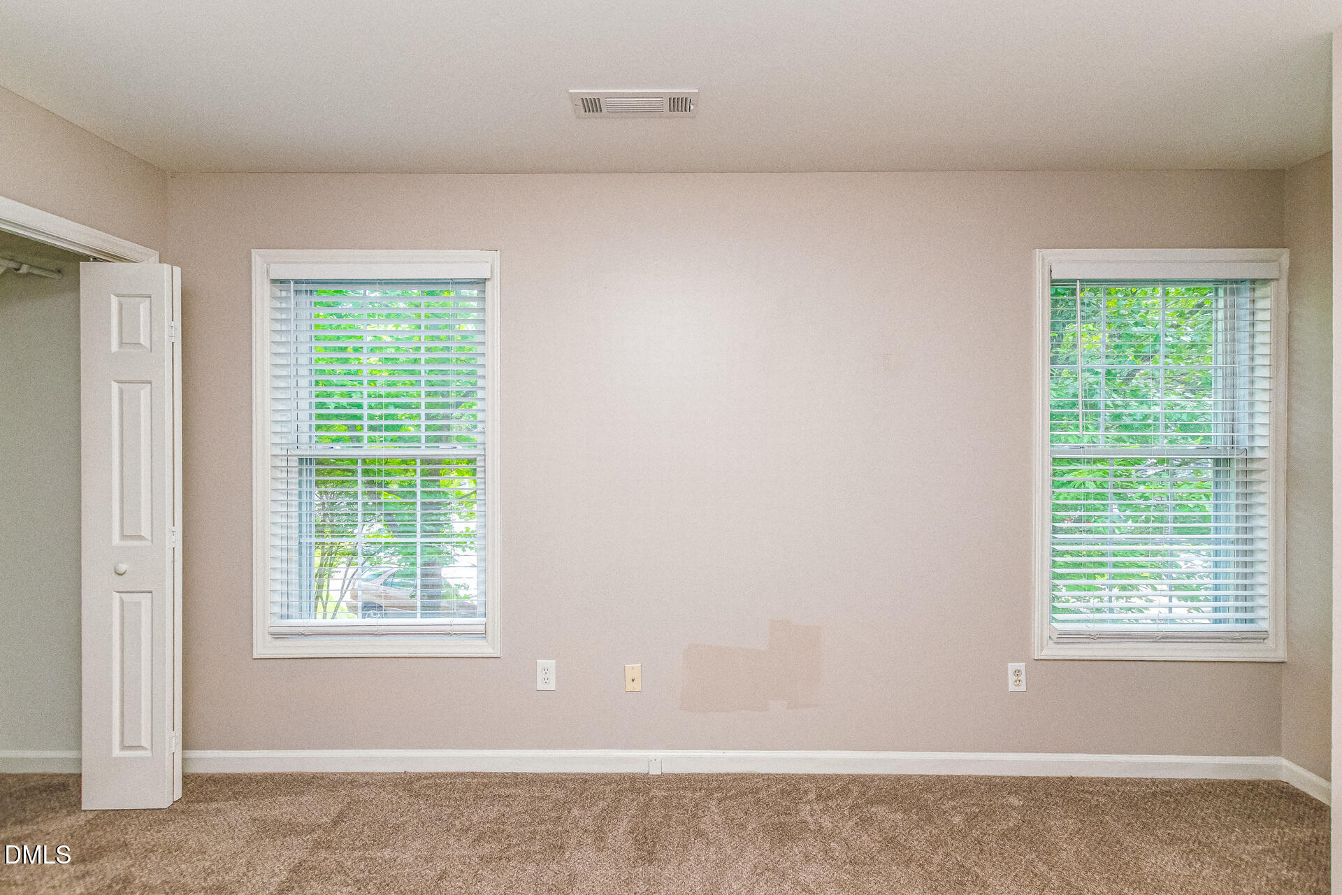 22 Knightsbridge Court Property Photo 13
