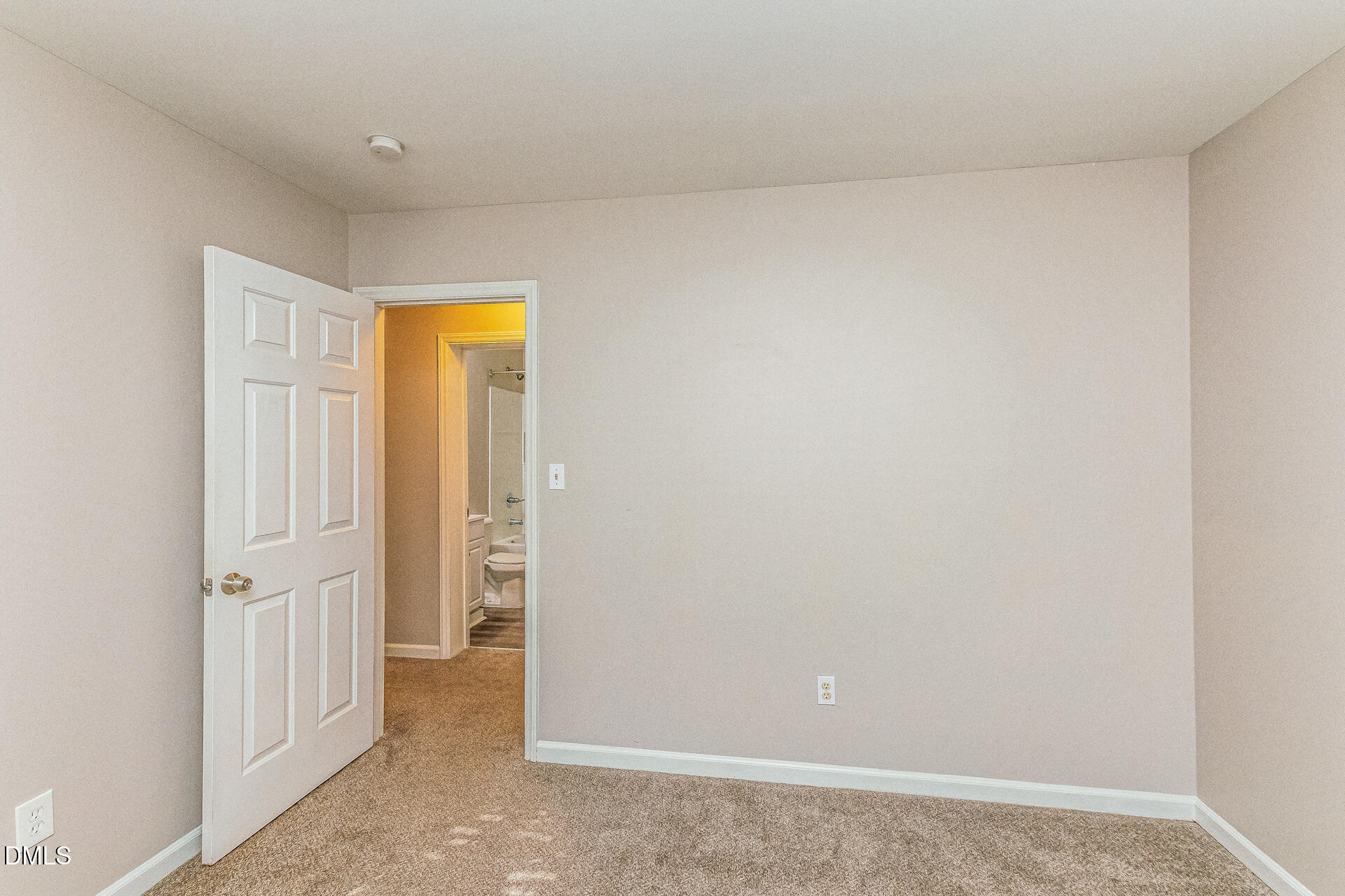 22 Knightsbridge Court Property Photo 14