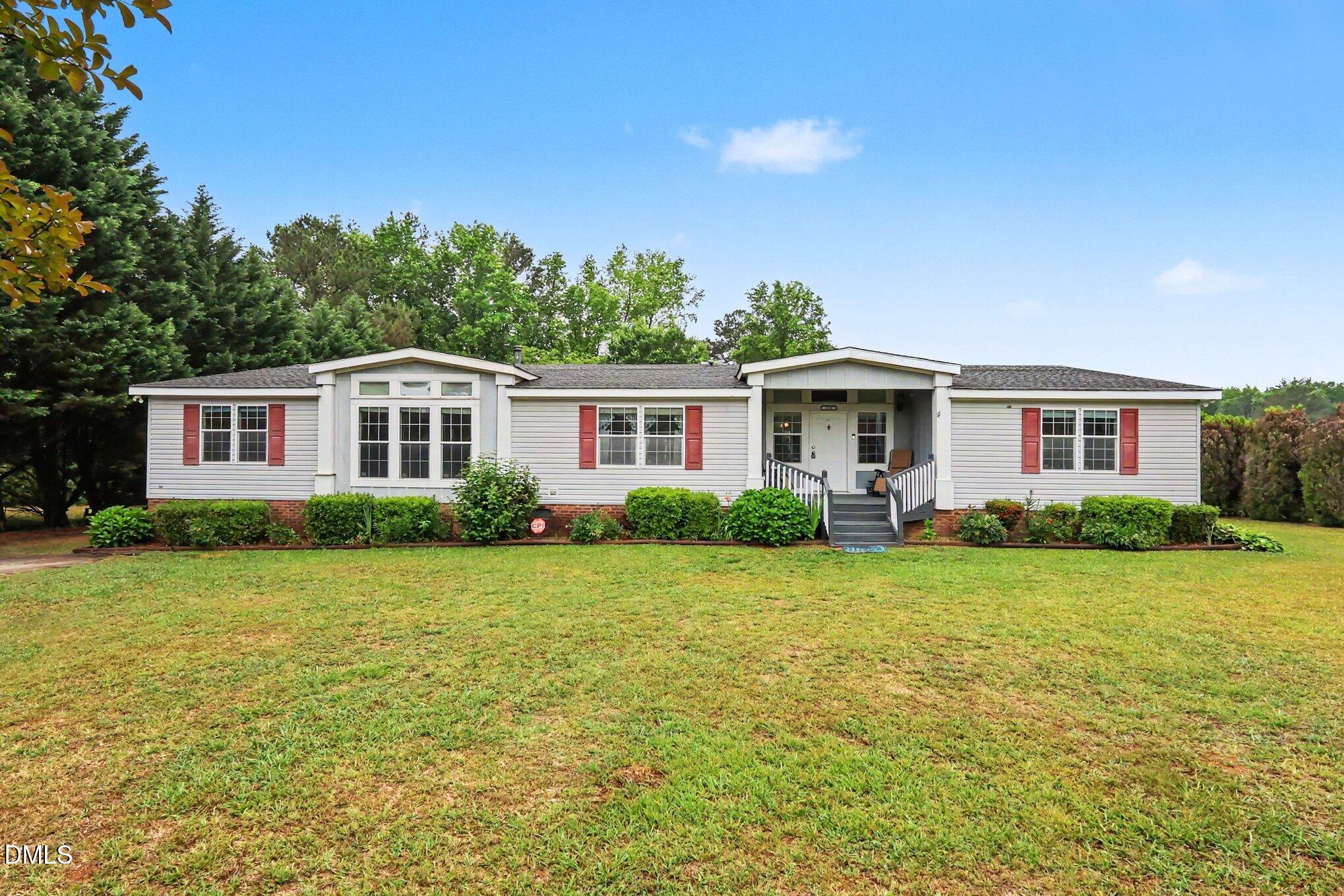 256 Yellow Belle Court Property Photo 3
