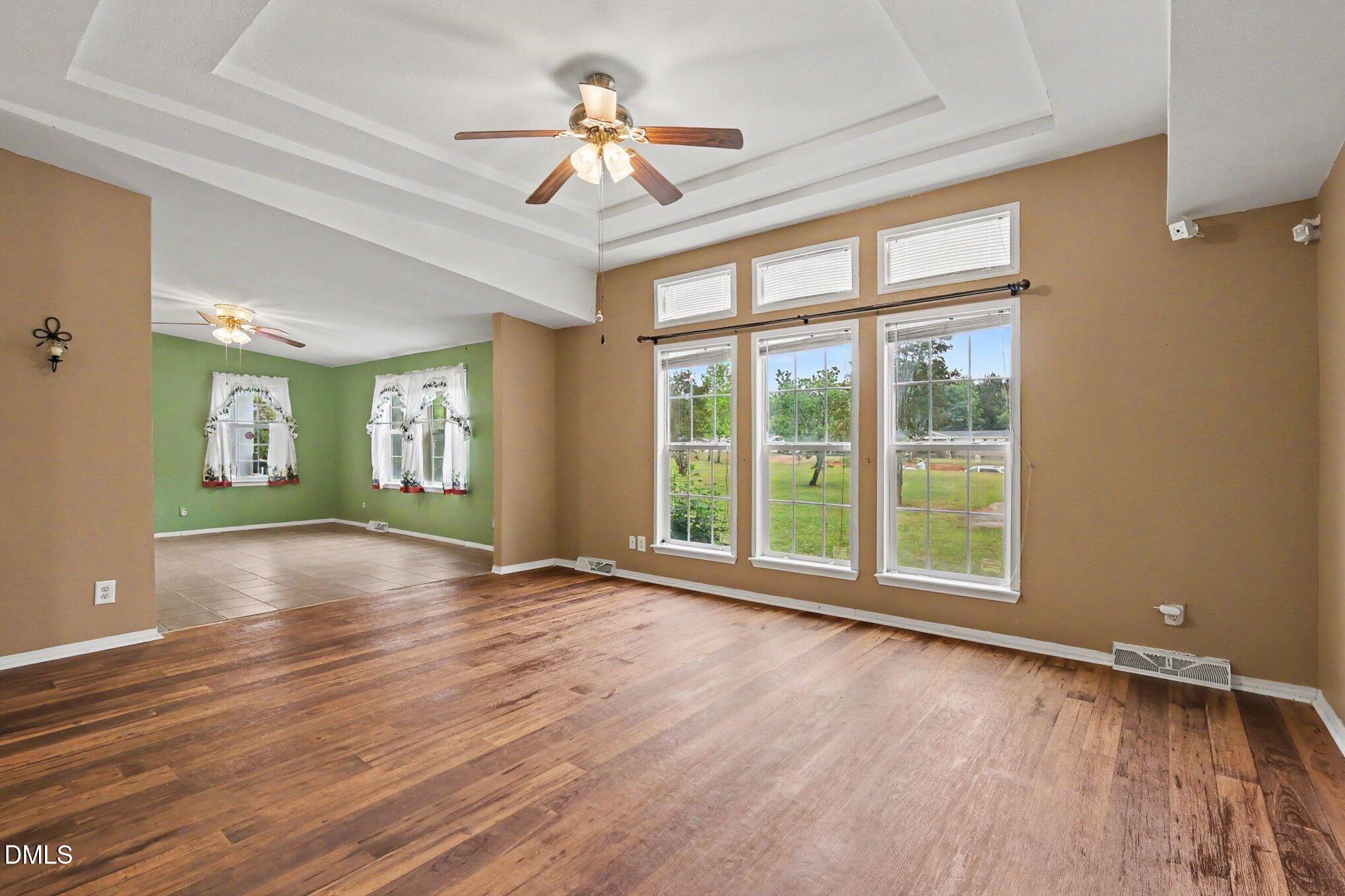 256 Yellow Belle Court Property Photo 4