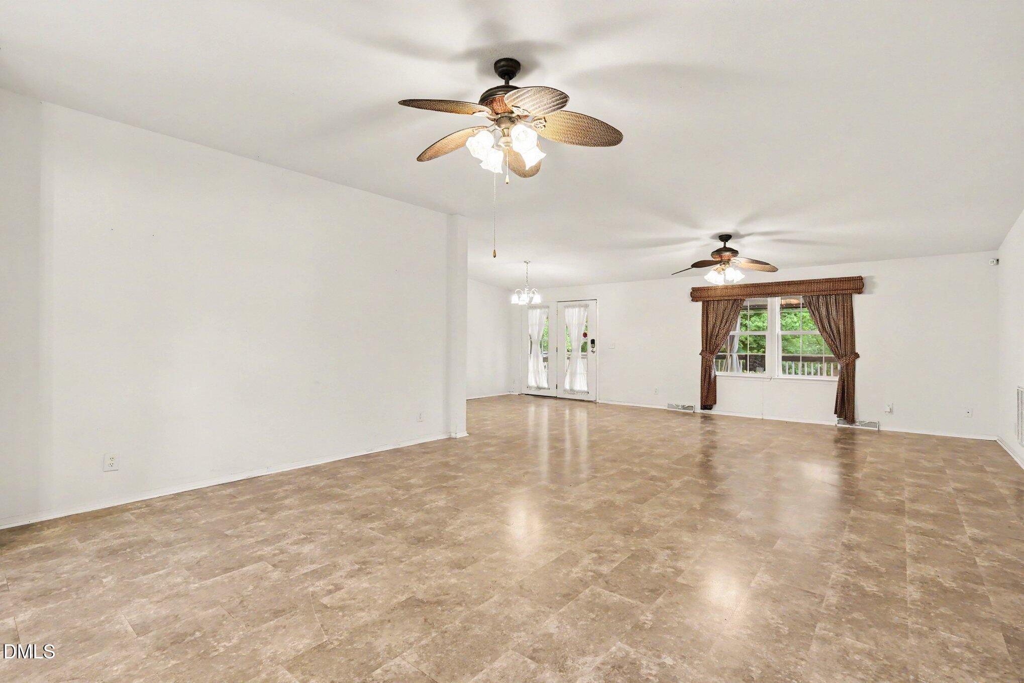 256 Yellow Belle Court Property Photo 11
