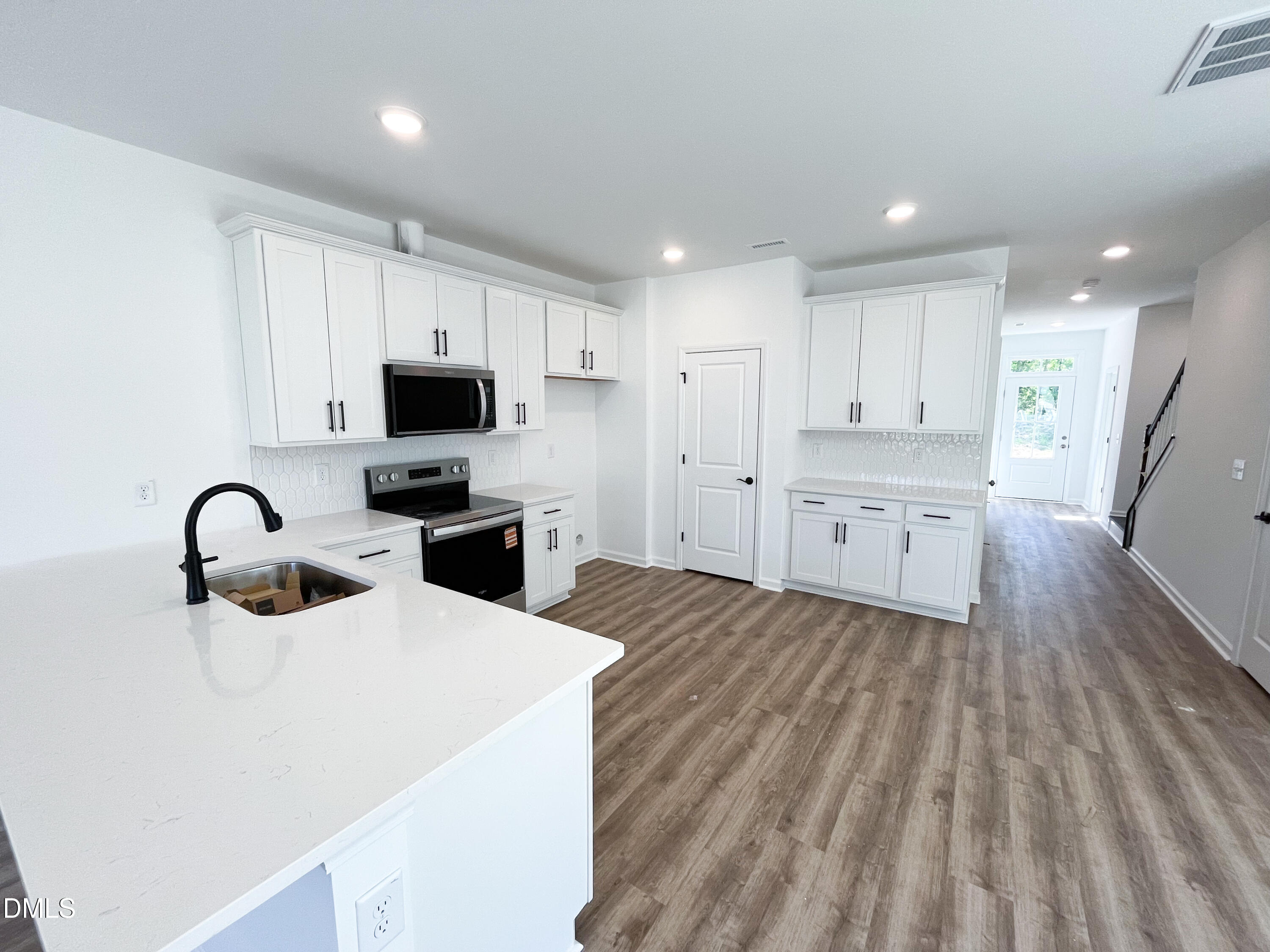 1531 Wendell Valley Boulevard Property Photo 7