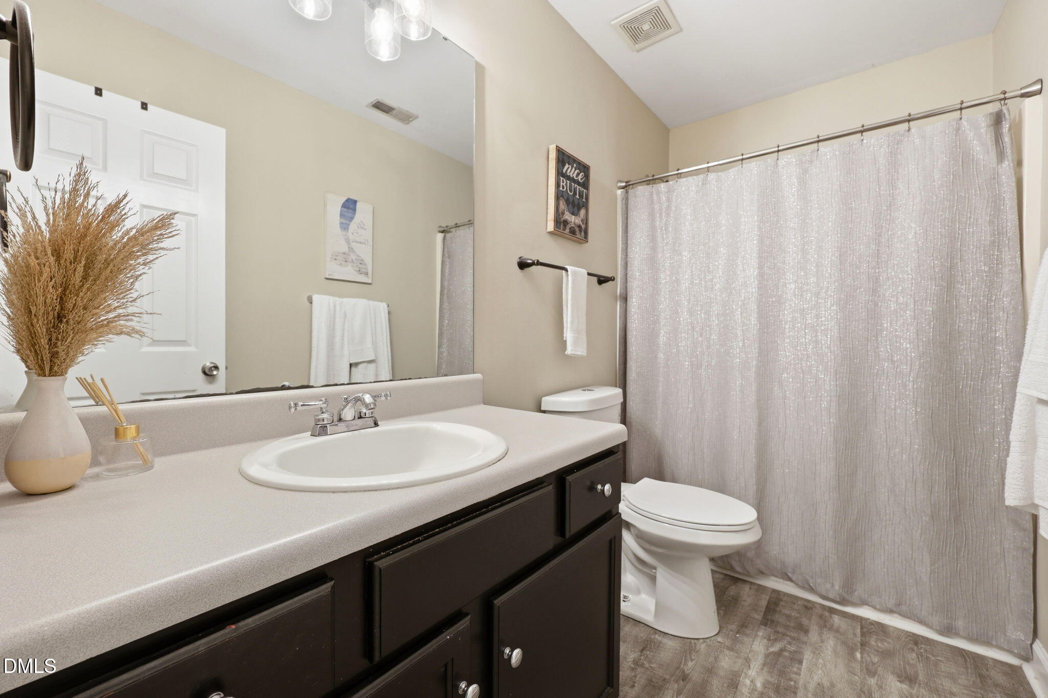 211 Sugar Maple Avenue Property Photo 12